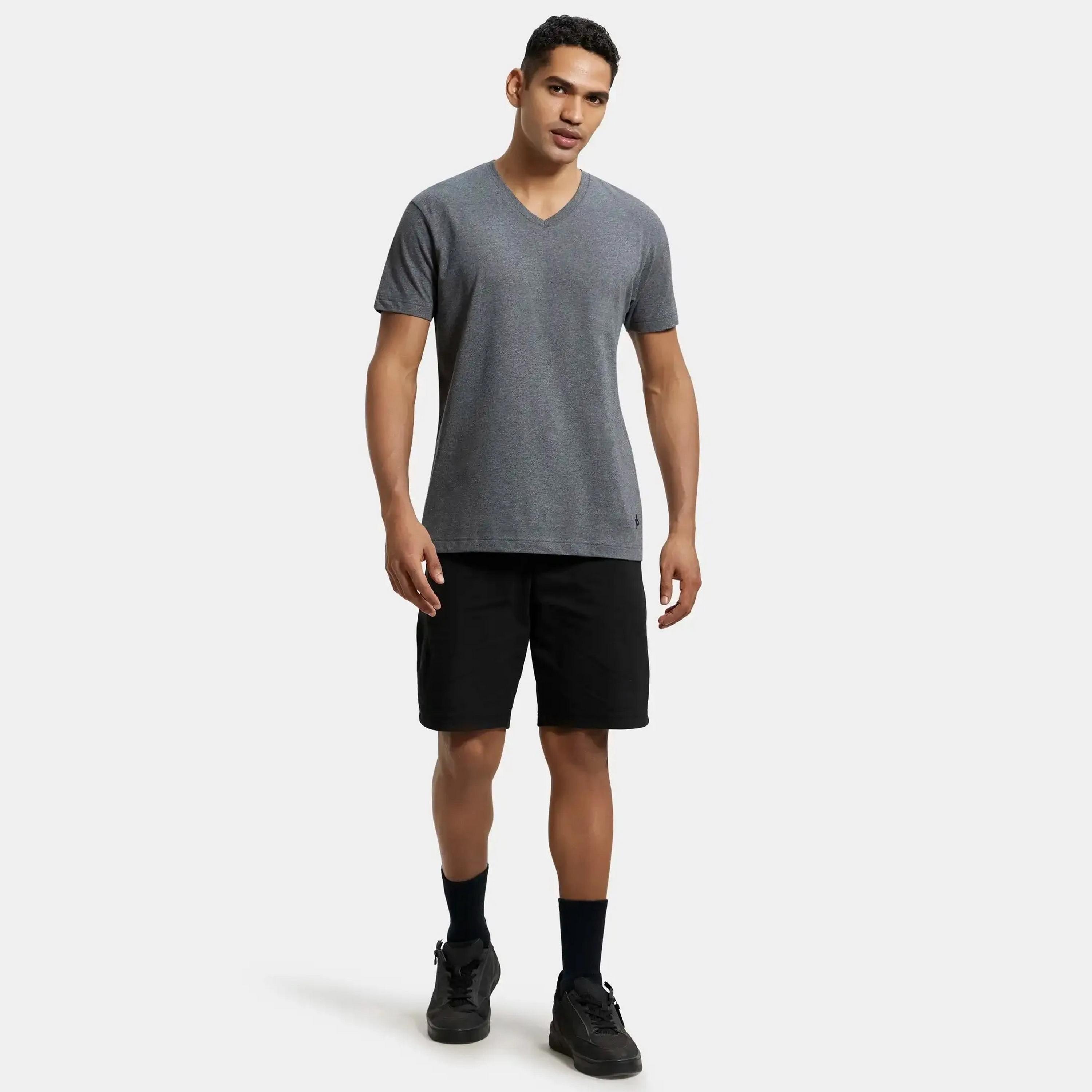 تي شيرت رجالي سادة برقبة على شكل حرف V وأكمام قصيرة من جوكي-men-clothing-tshirtsandpolos-tshirts-image-2