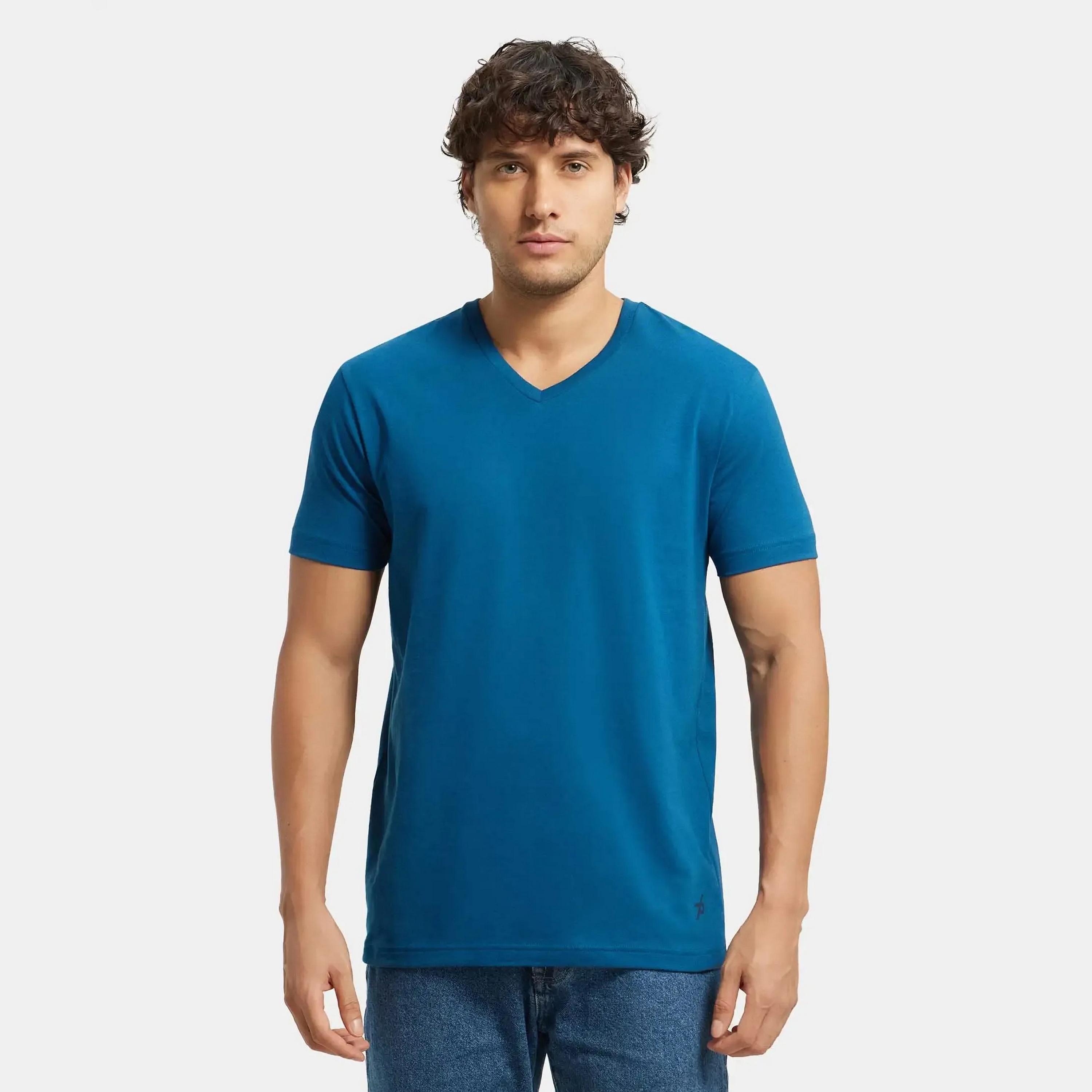 تي شيرت رجالي سادة برقبة على شكل حرف V وأكمام قصيرة من جوكي-men-clothing-tshirtsandpolos-tshirts-image-1