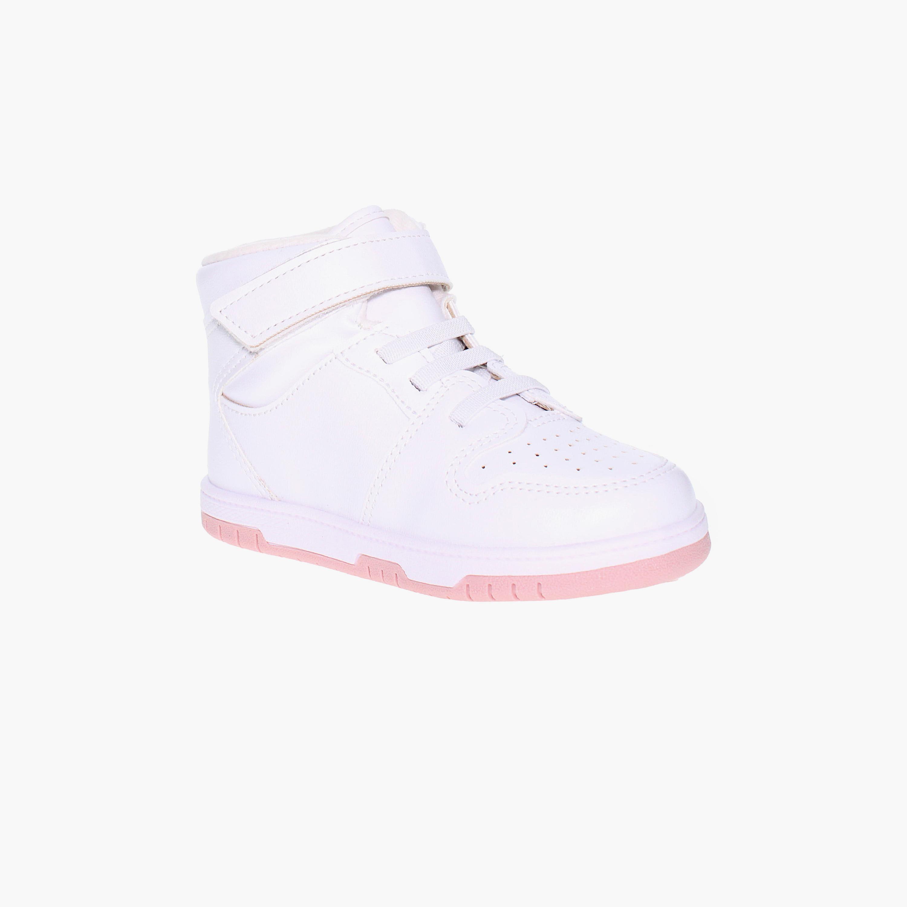 مولكينها- حذاء رياضي للبنات بقصّة عالية وشريط لاصق | 2728-105-9569-16072-girls-shoes-sneakers-image-1