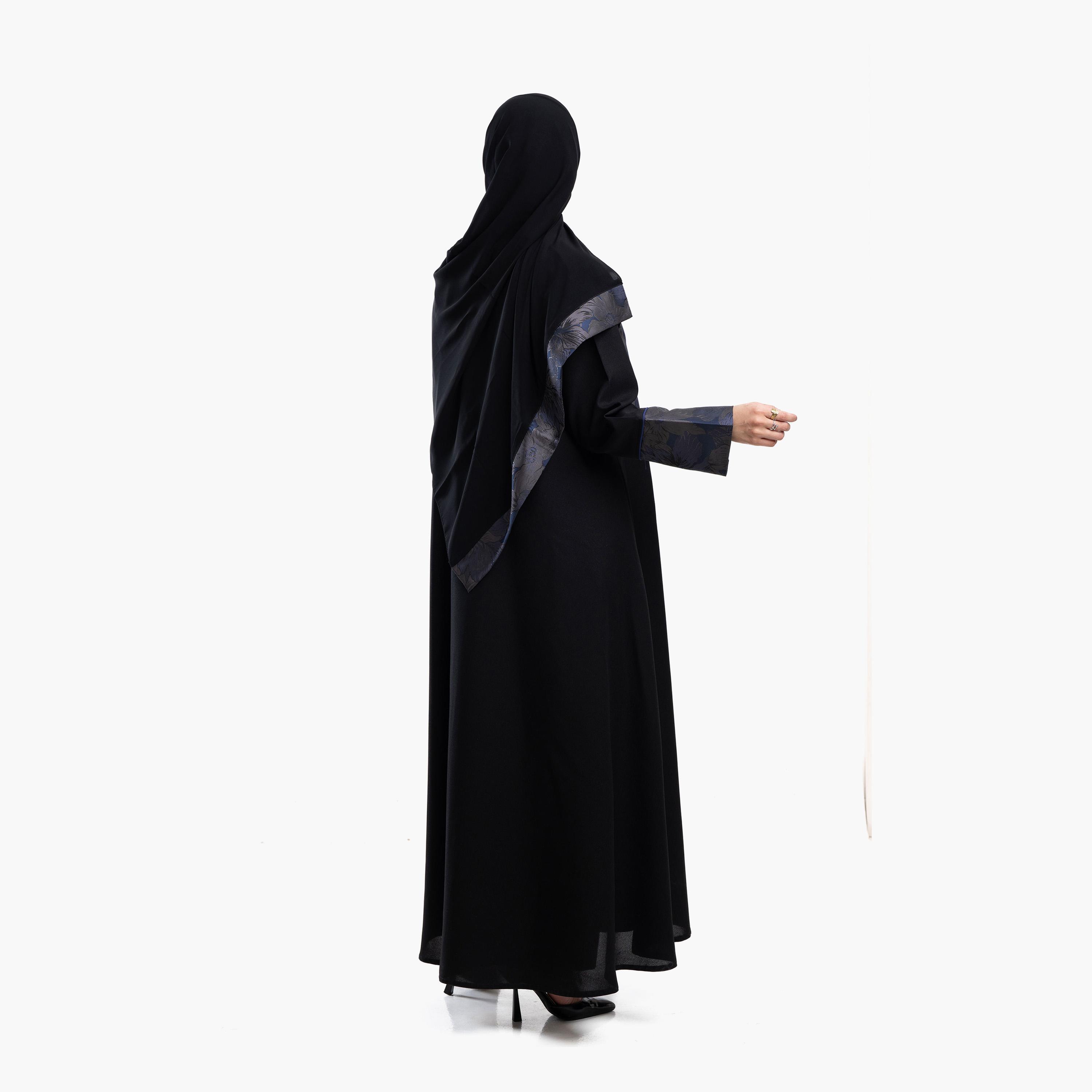 عباية نسائية باللون الأسود بنمط معطف وياقة بطبعة زهور وأكمام متباينة الأطراف مع طرحة من زاهية-women-arabicclothing-abayas-image-4