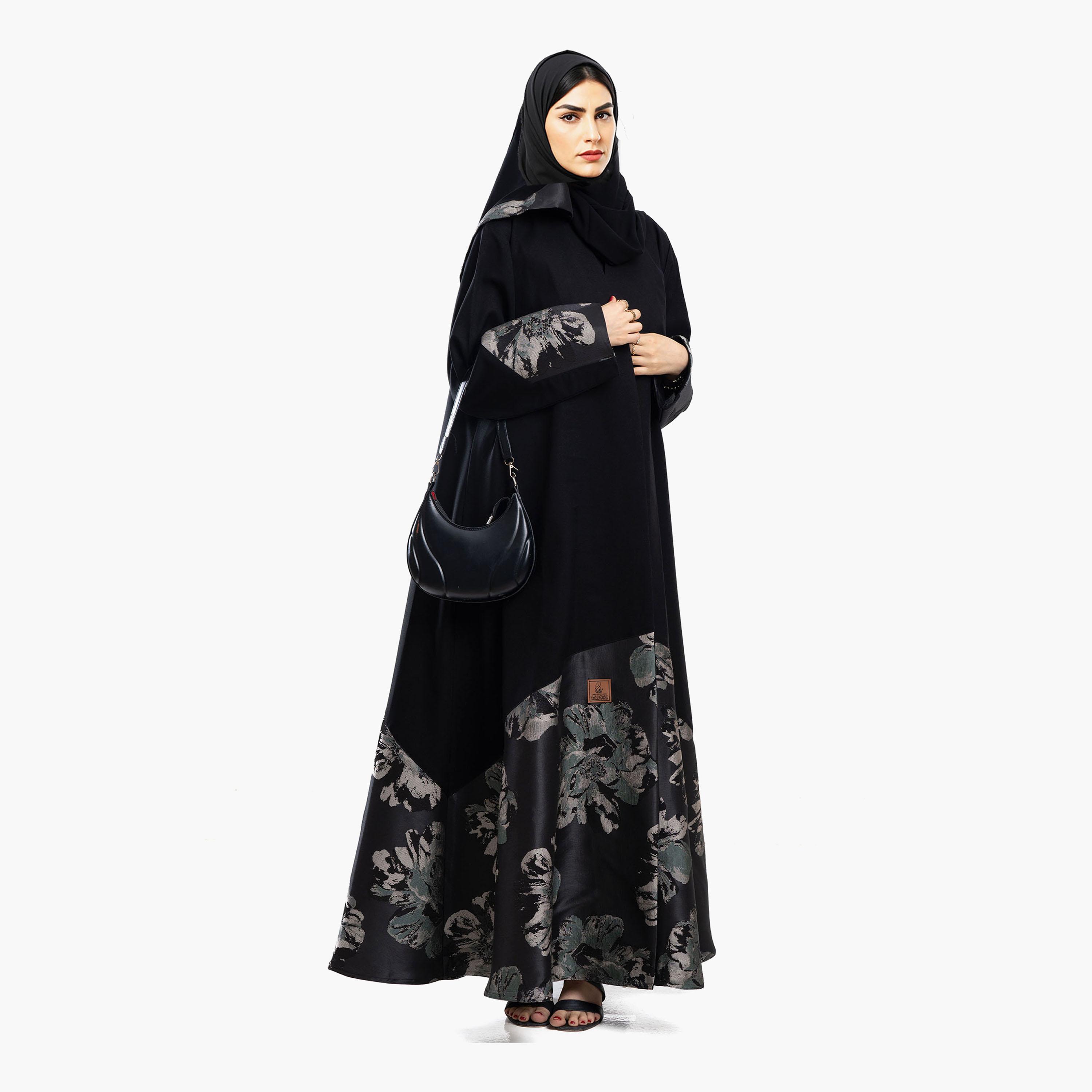 عباية سوداء بألواح مزينة بنقشة الأزهار مع حجاب من زاهية-women-arabicclothing-abayas-image-3