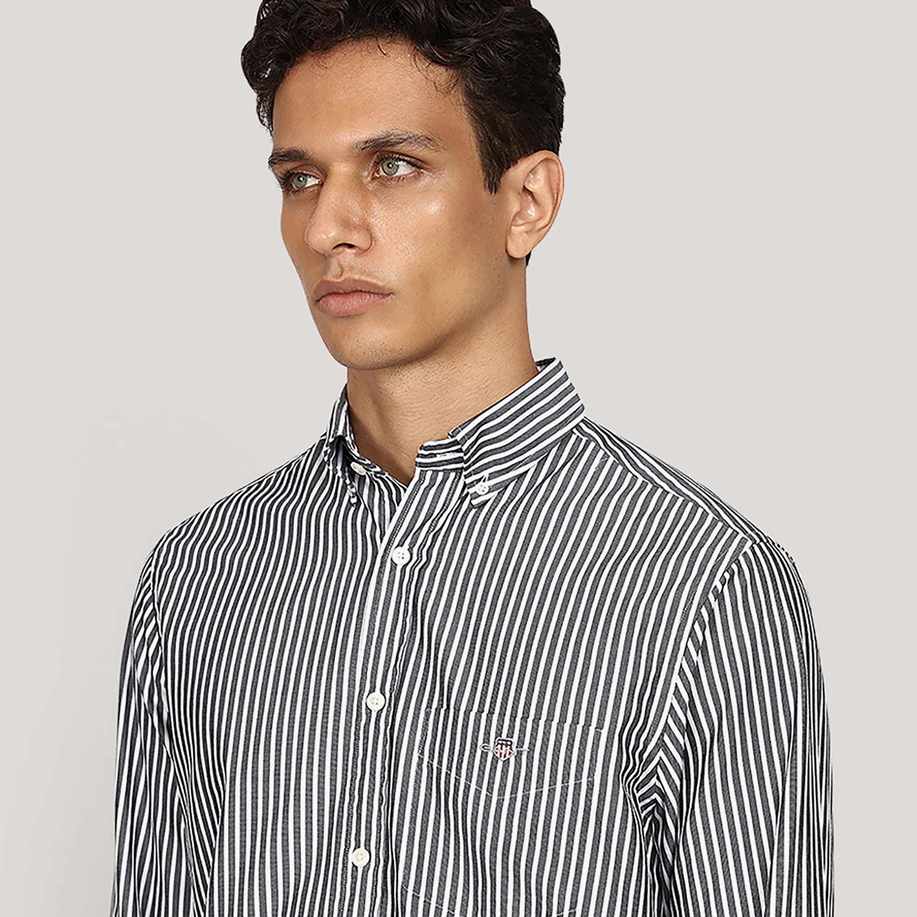 قميص بوبلين رجالي بقصة عادية بياقة بأزرار وأكمام طويلة، مخطط من جانت-men-clothing-shirts-image-7