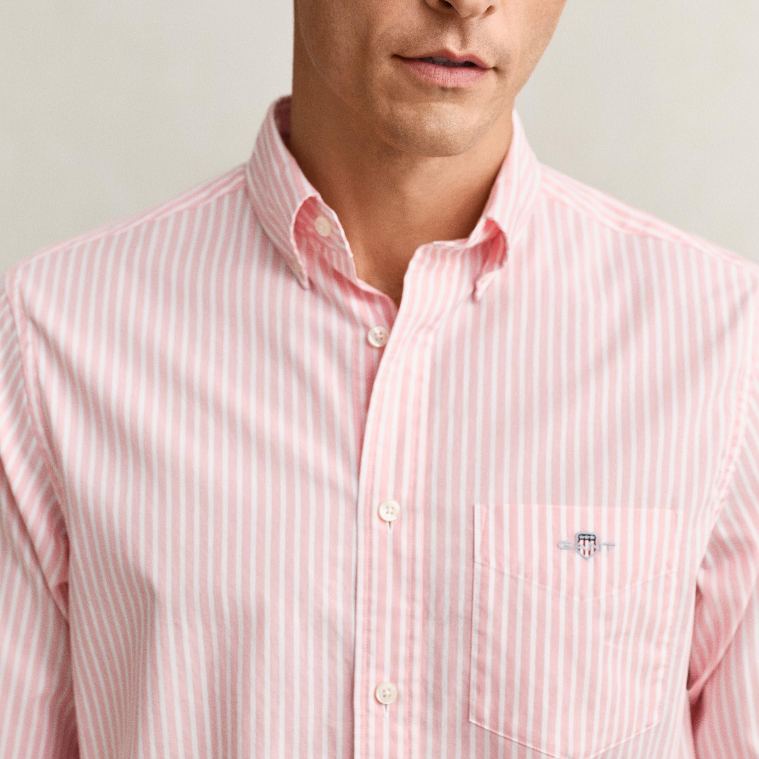 قميص بوبلين رجالي بقصة عادية بياقة بأزرار وأكمام طويلة، مخطط من جانت-men-clothing-shirts-image-14