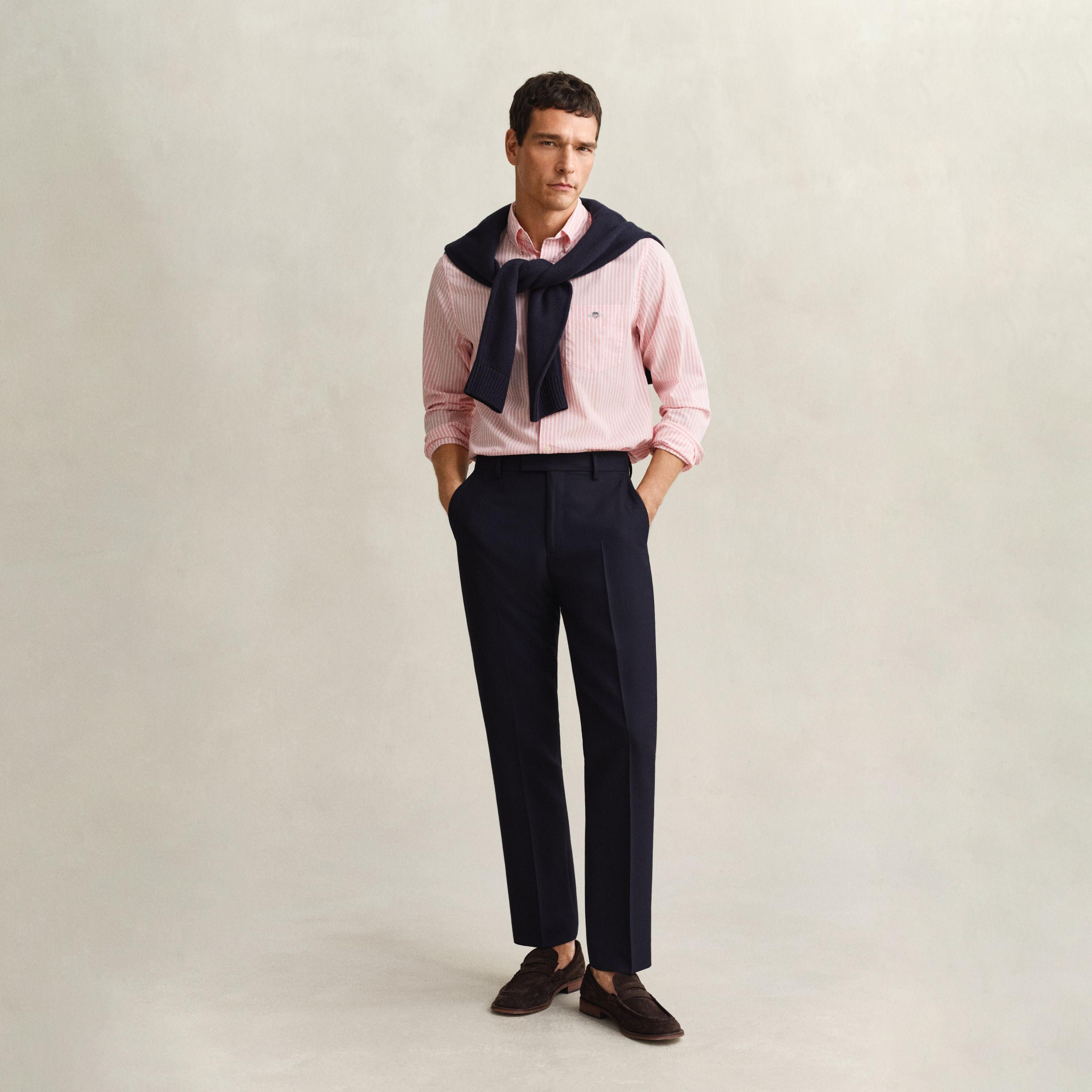 قميص بوبلين رجالي بقصة عادية بياقة بأزرار وأكمام طويلة، مخطط من جانت-men-clothing-shirts-image-16