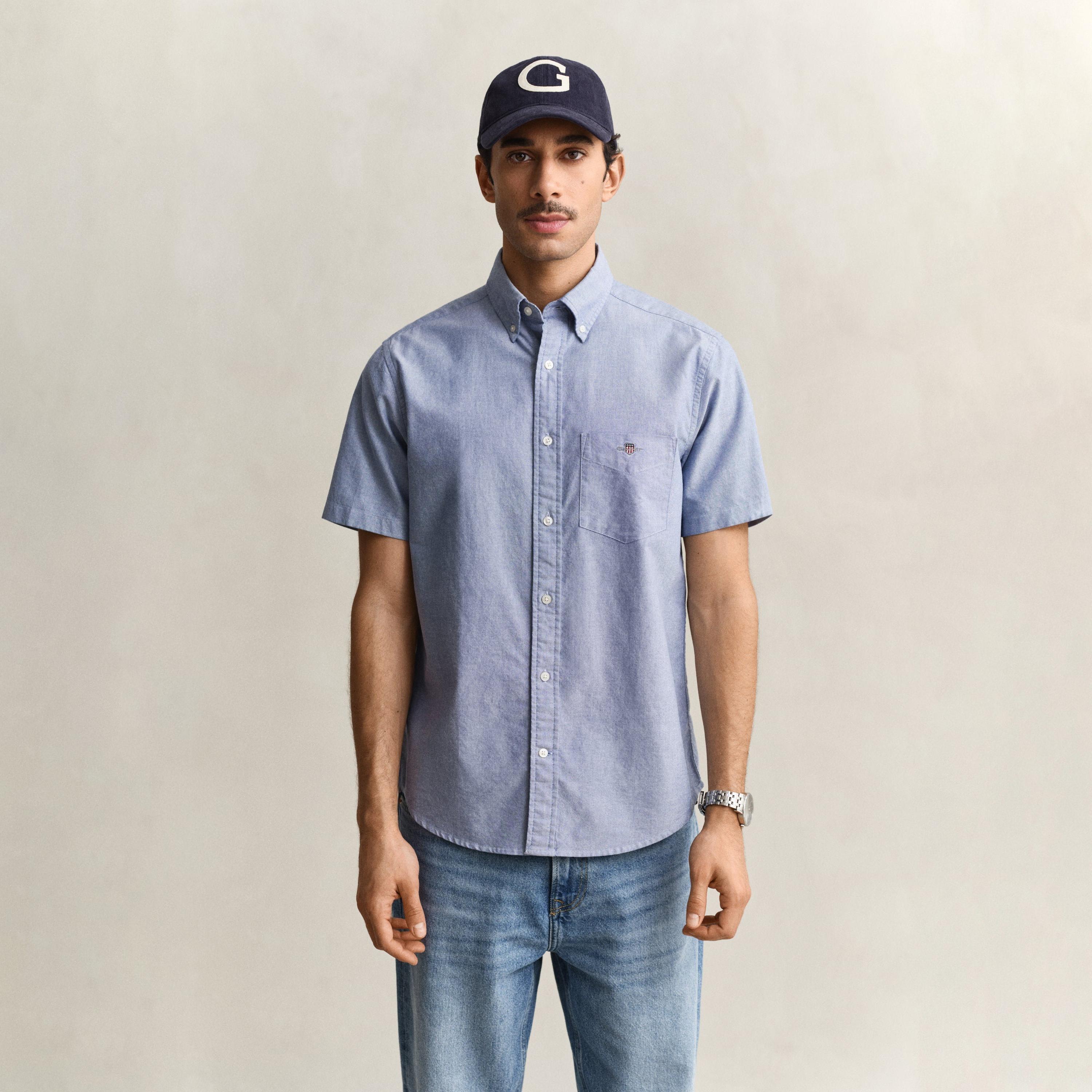 قميص أكسفورد رجالي بقصة عادية بياقة بأزرار وأكمام قصيرة، سادة من جانت-men-clothing-shirts-image-15