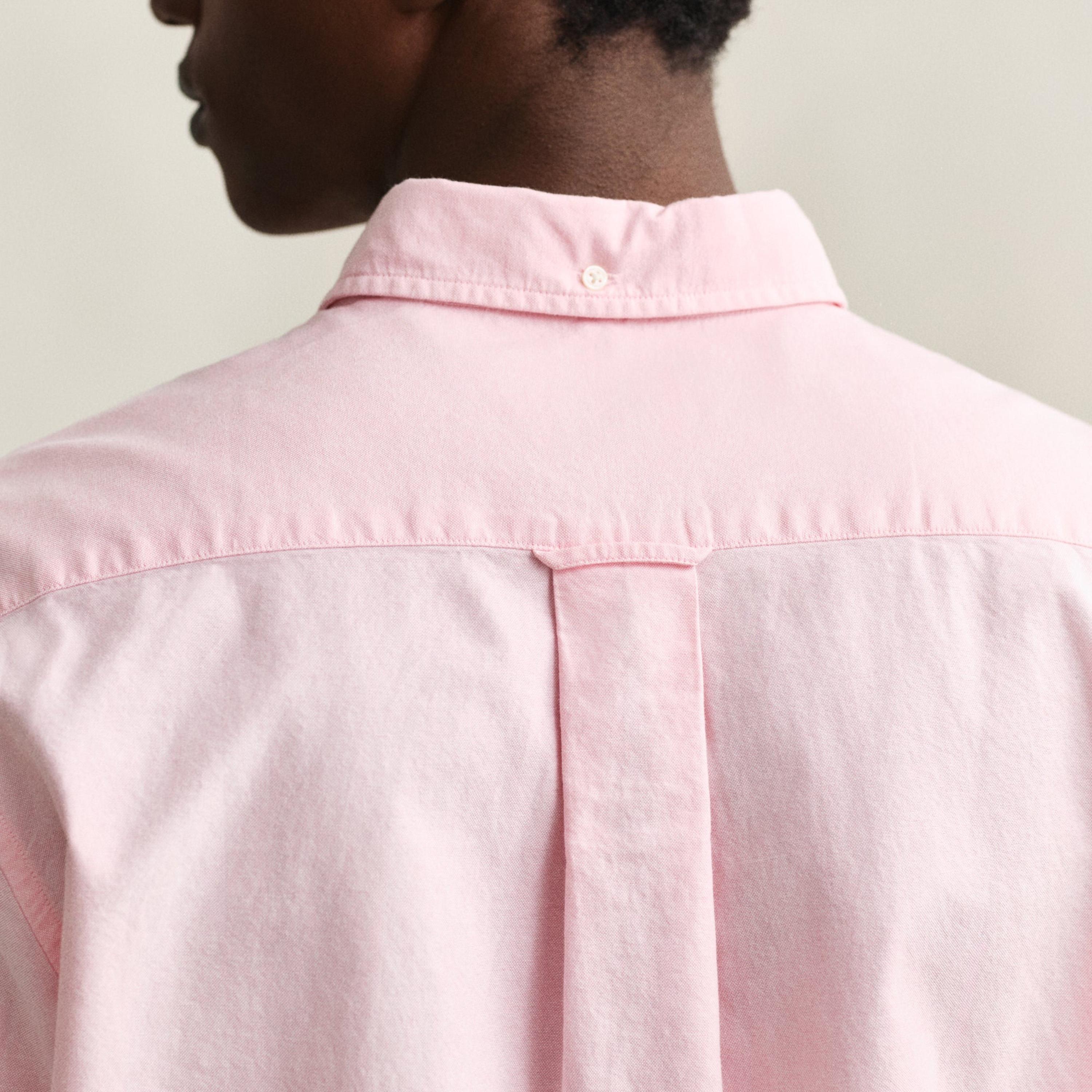 قميص أكسفورد رجالي بقصة عادية بياقة بأزرار وأكمام قصيرة، سادة من جانت-men-clothing-shirts-image-26