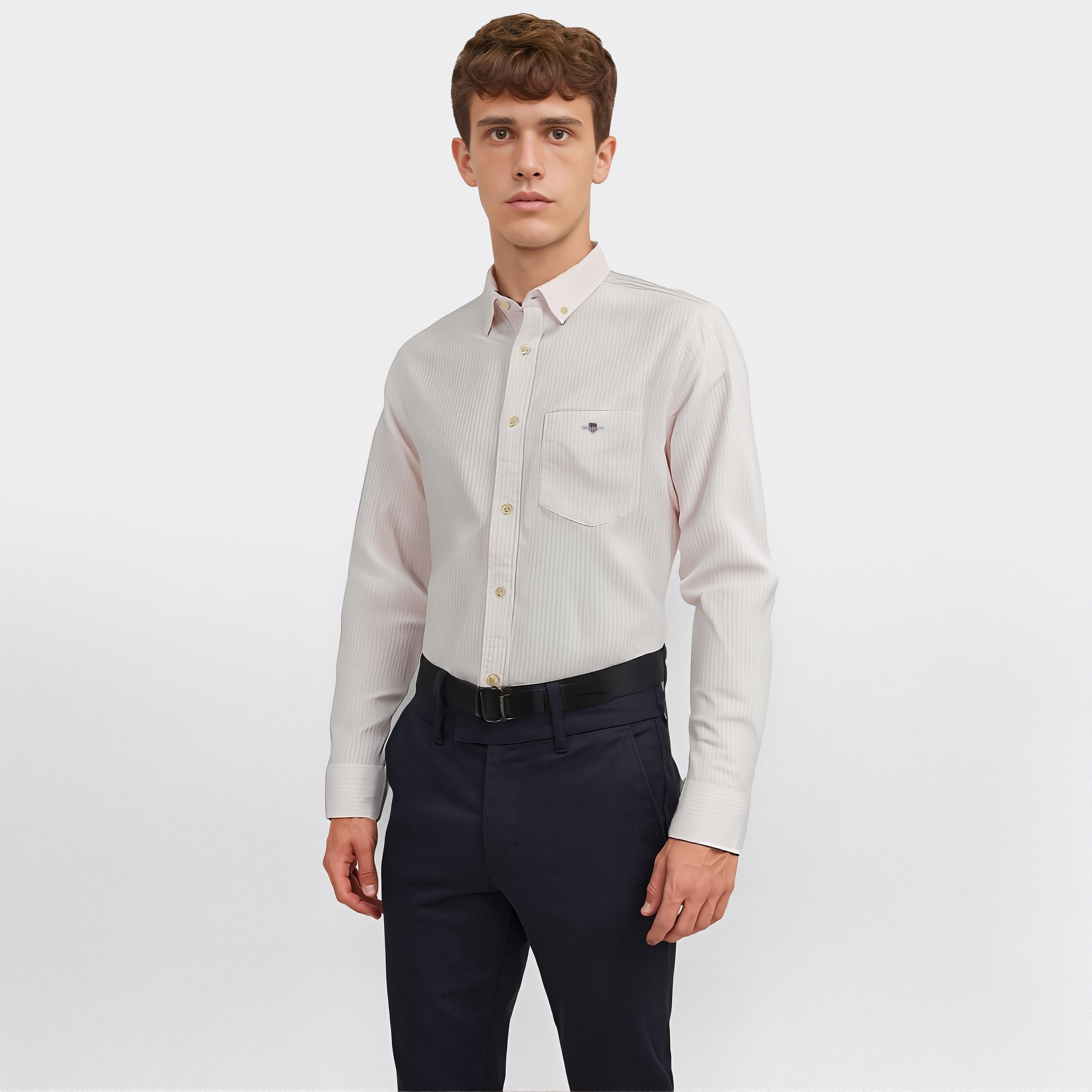قميص من جانت بانكر مخطط بأكمام طويلة وياقة بأزرار سفلية وجيب رقعة-men-clothing-shirts-image-1