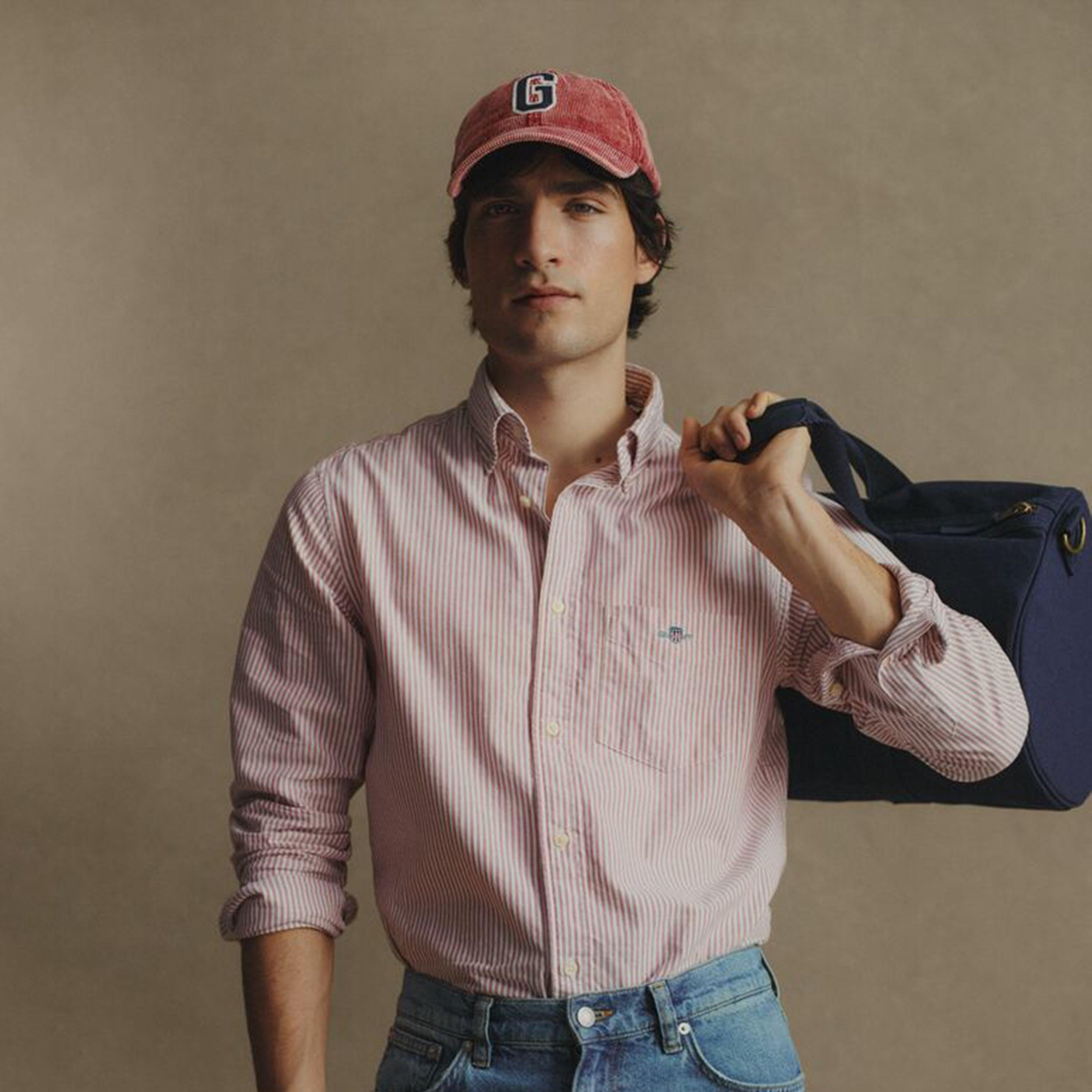 قميص رجالي مخطط بقصة عادية وأكمام طويلة وياقة بأزرار سفلية من Gant-men-clothing-shirts-image-13