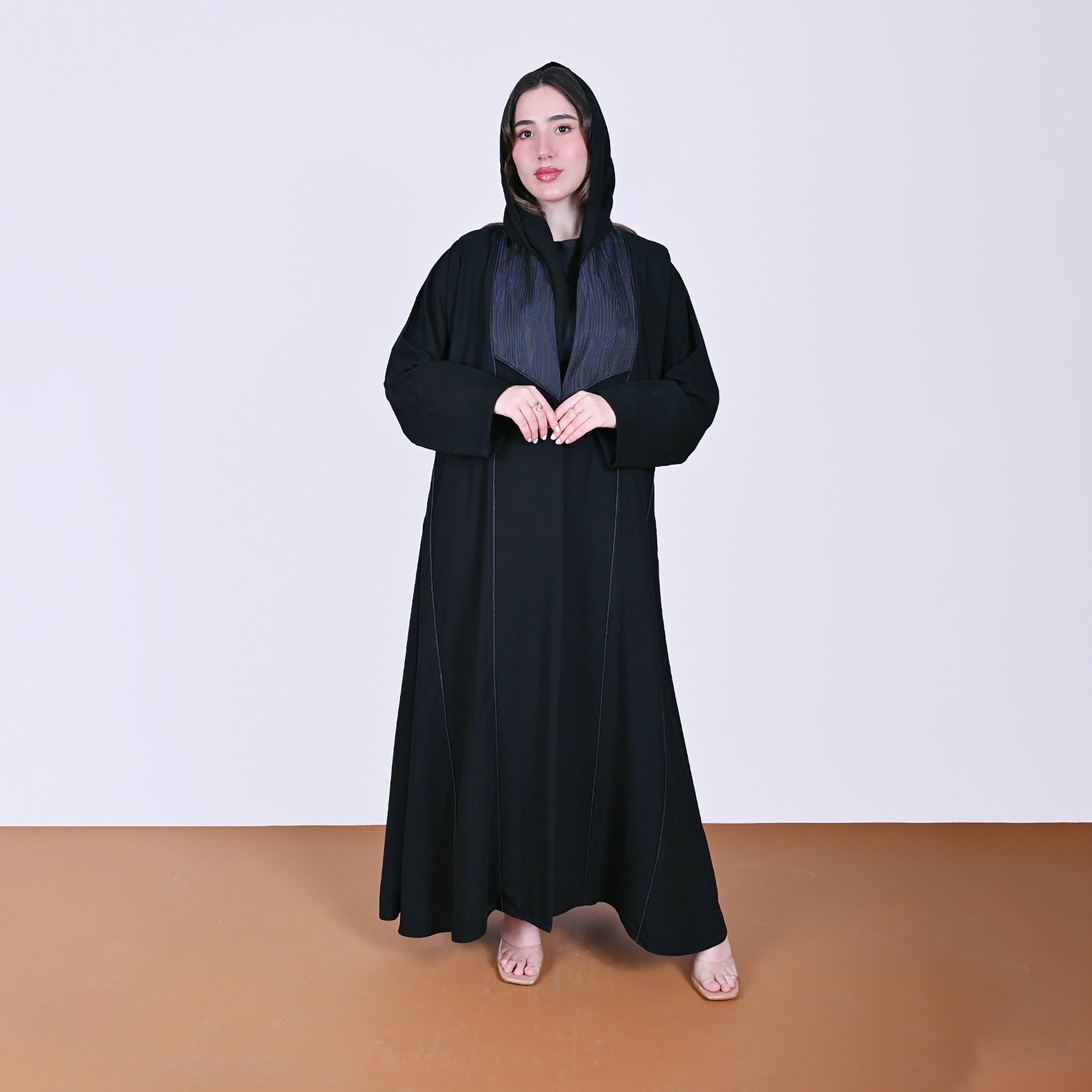 عباءة كتان بأساور عريضة مزينة بكنار جاكار مع حجاب سوداء للنساء من حوراء-women-arabicclothing-abayas-image-6