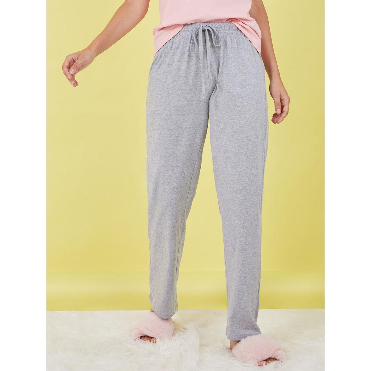 Styli Los Angeles Foil Print Cotton T-shirt and Solid Pyjama Set -women-clothing-nightwear-pyjamas-longsets-image-4