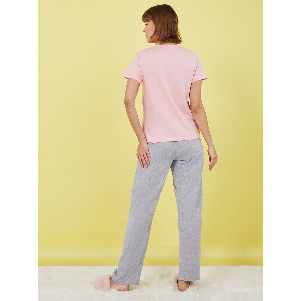 Styli Los Angeles Foil Print Cotton T-shirt and Solid Pyjama Set -women-clothing-nightwear-pyjamas-longsets-image-5