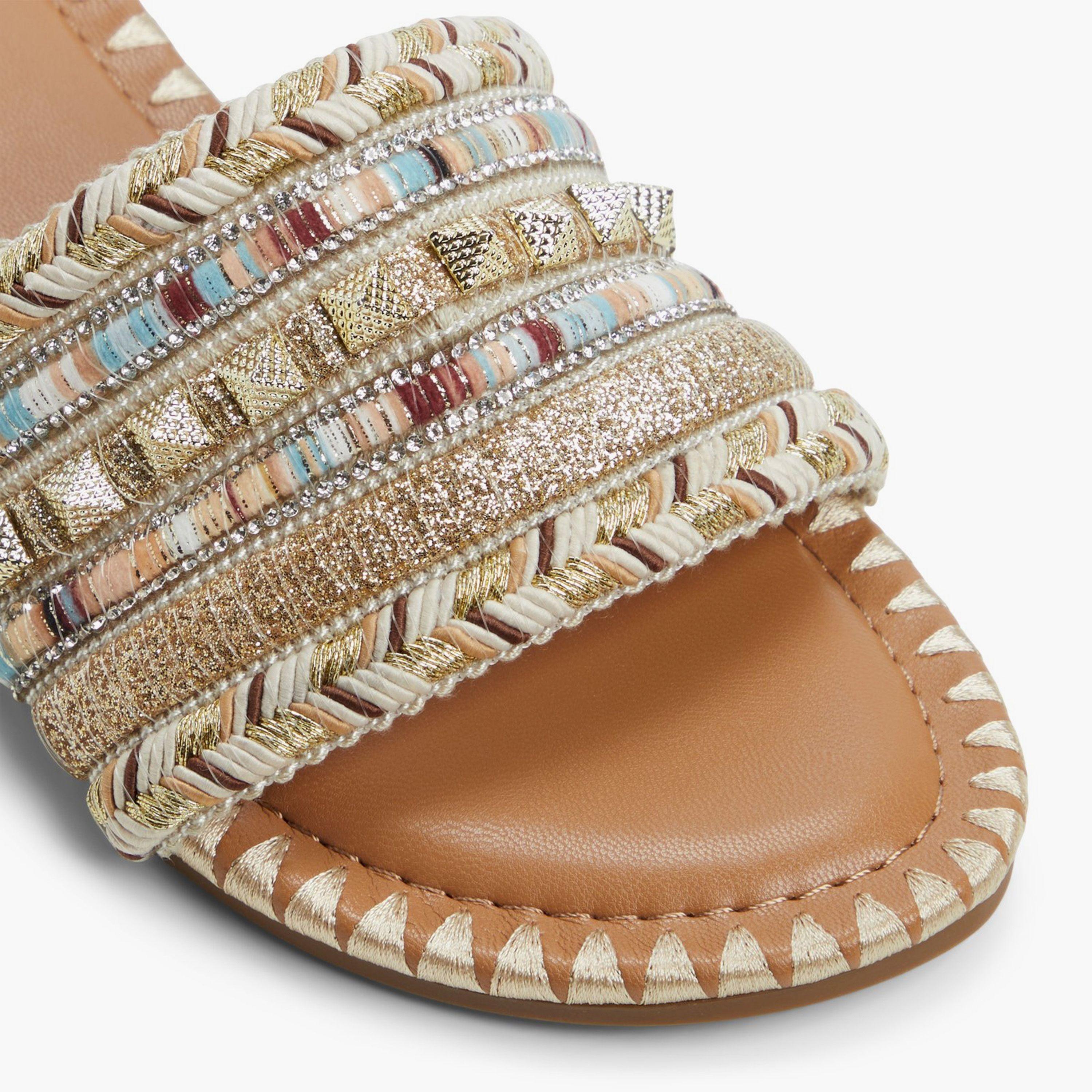 كول ات سبرينغ- صندل سهل الارتداء للنساء | 30AZIZA-women-shoes-sandals-flats-image-2