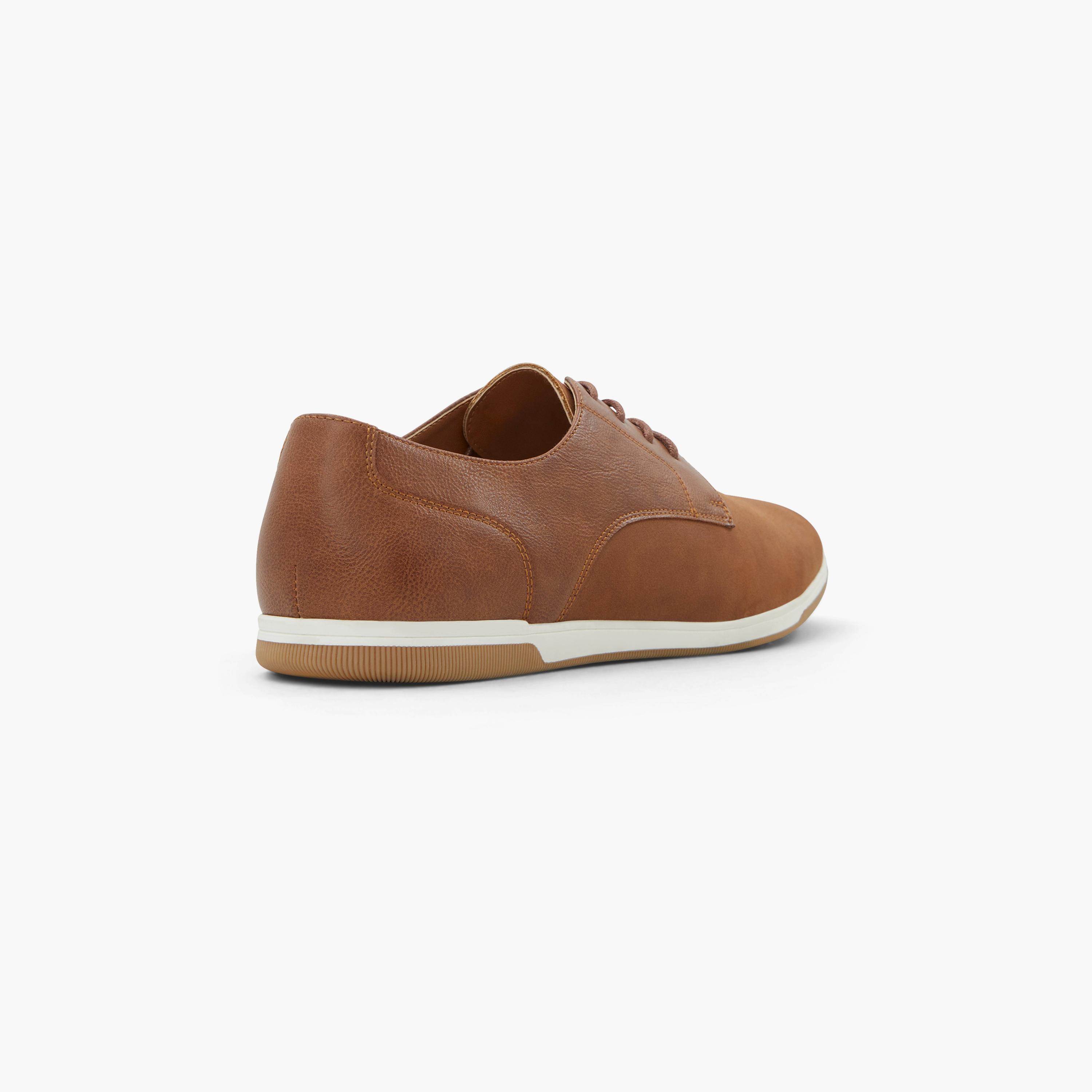 حذاء ديربي كاجوال للرجال من كول ات سبرينج بنجي بمقدمة مستديرة ورباط-men-shoes-loafersandmoccasins-image-9