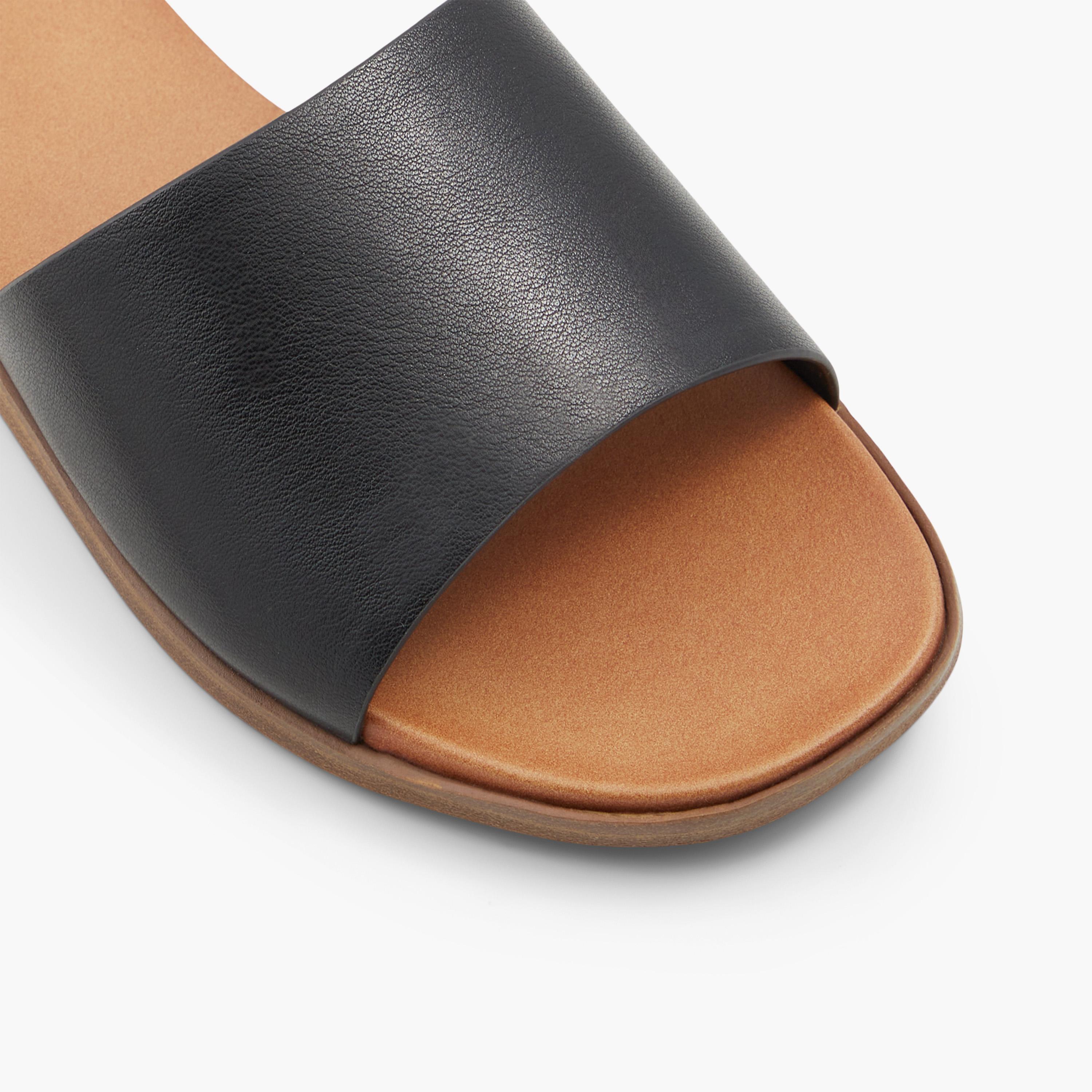 كول ات سبرينج شبشب نسائي سهل الارتداء 30BIRDIE-women-shoes-sandals-flats-image-11