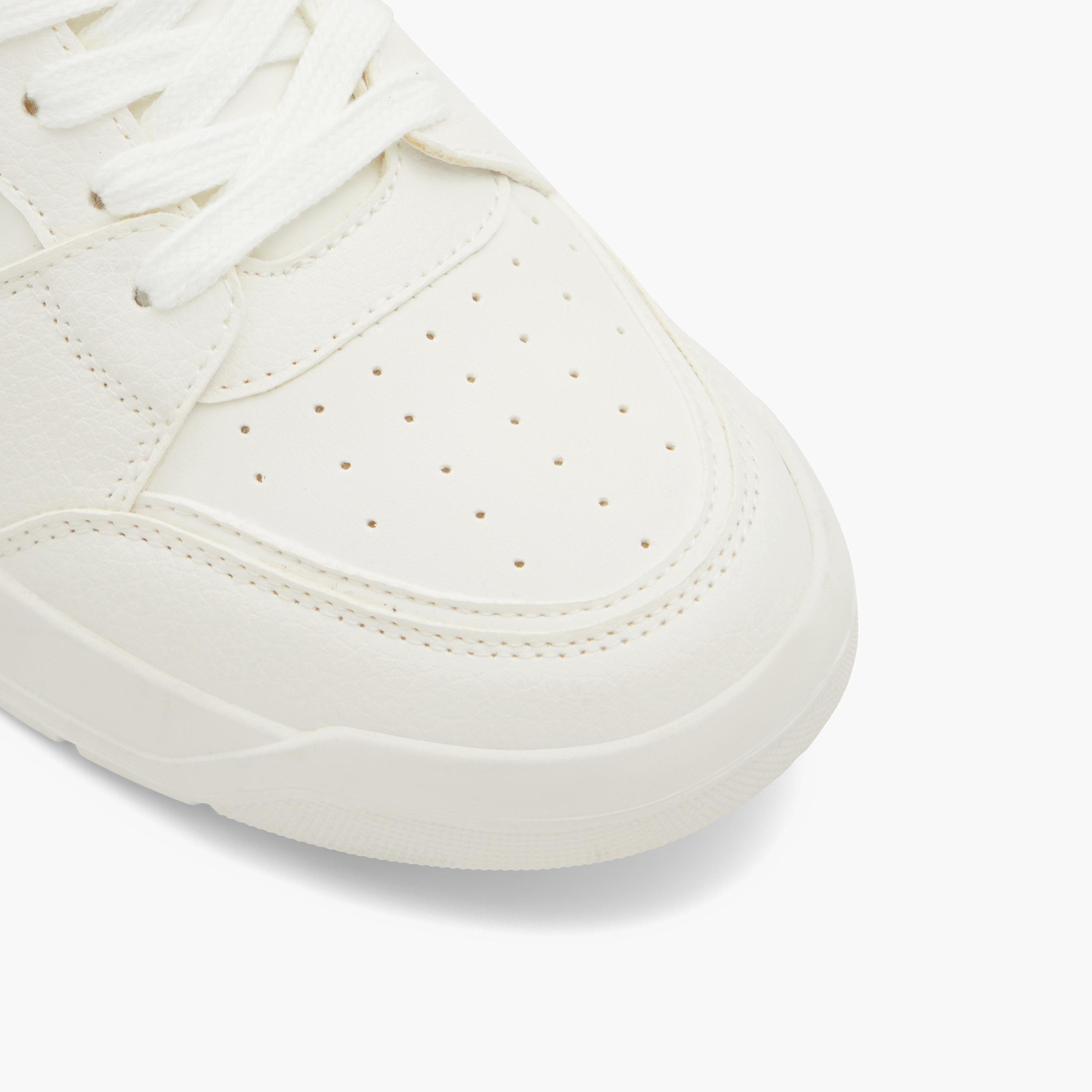 كول ات سبرينج حذاء رياضي نسائي بكاحل منخفض 30BREEZEY-women-shoes-sneakers-image-15