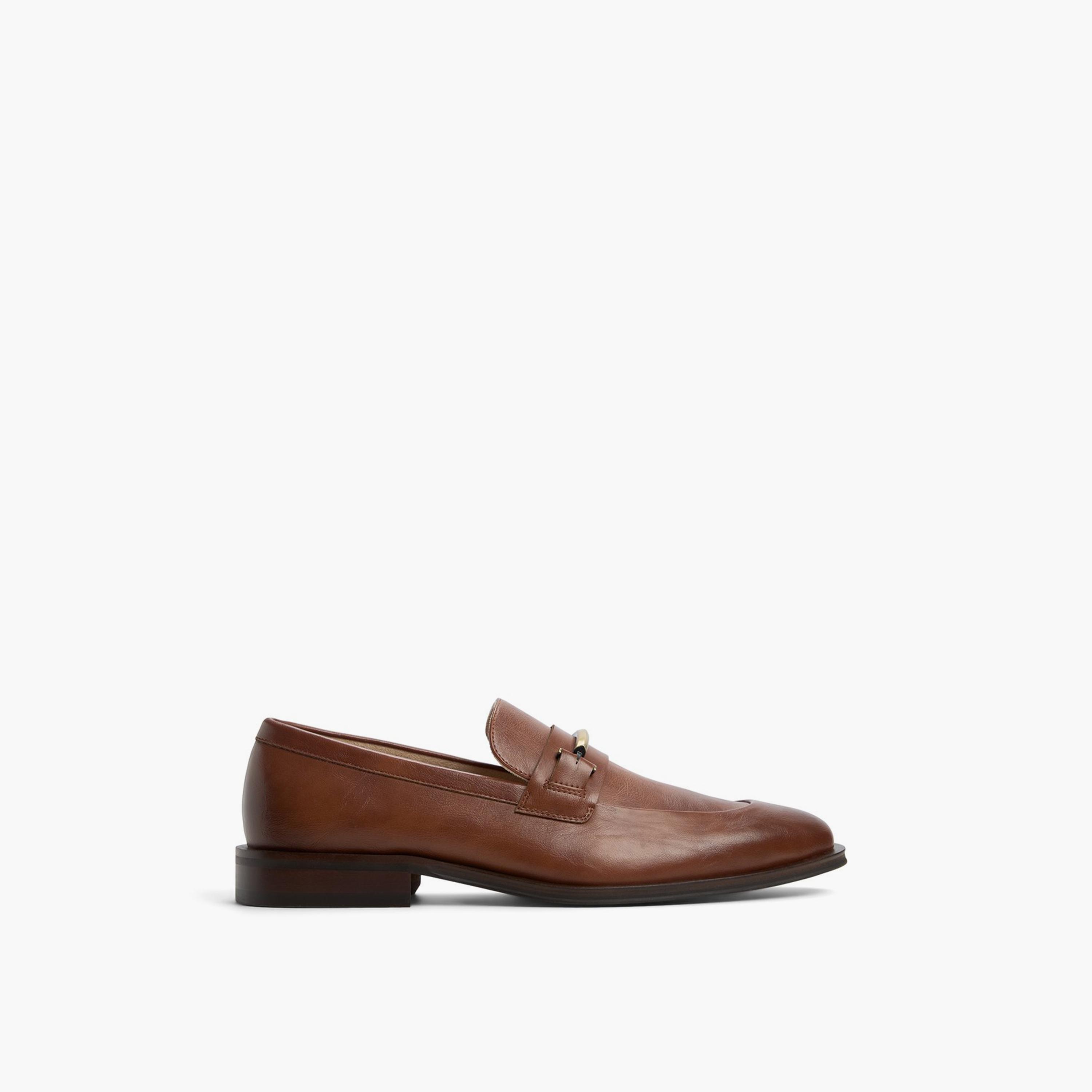 كول ات سبرينغ- حذاء لوفر سهل الارتداء للرجال | 30BUCHANAN-men-shoes-formalshoes-image-3