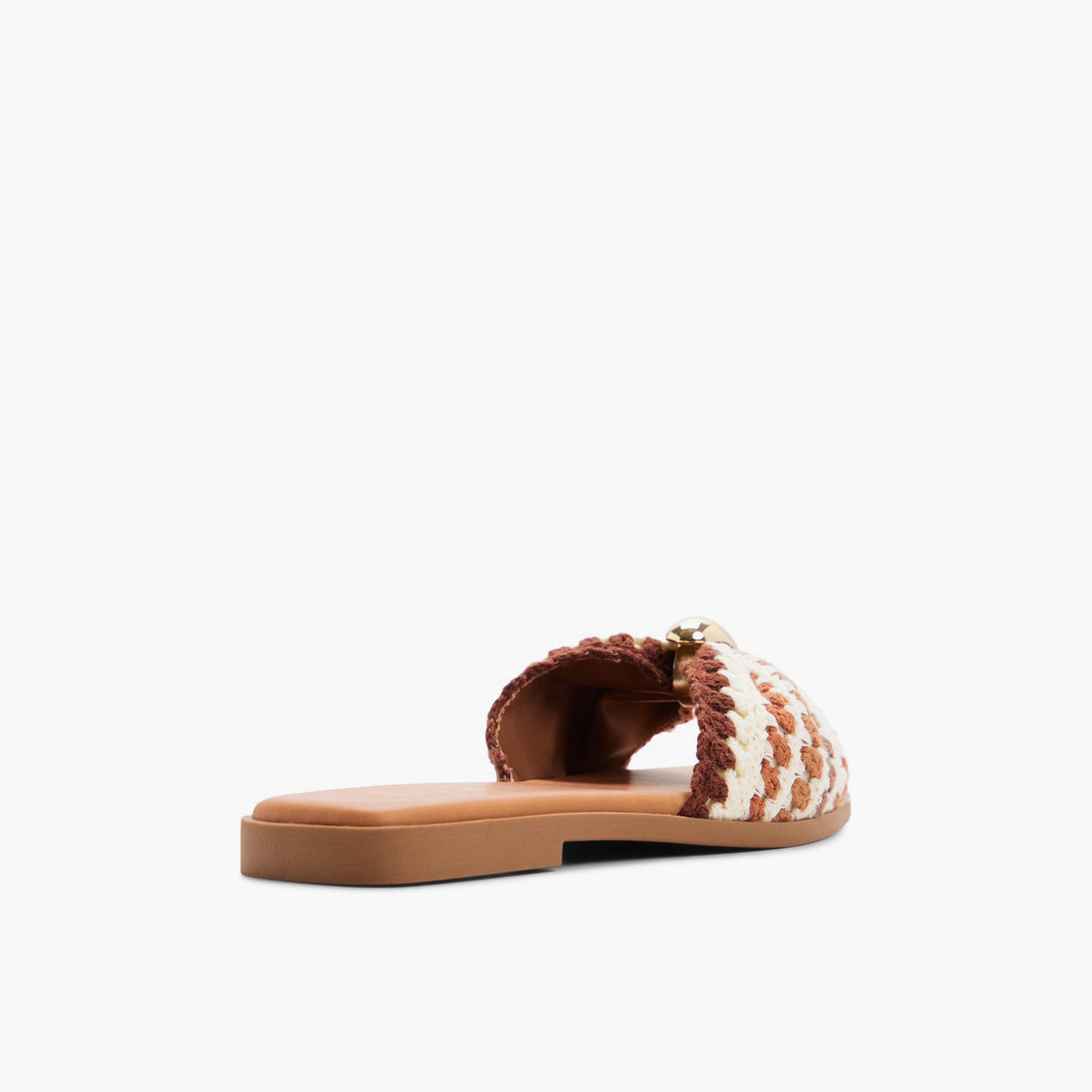 كول ات سبرينغ - صندل كامي نسائي مسطح سهل الارتداء | 30CAMMIEE-women-shoes-sandals-flats-image-5