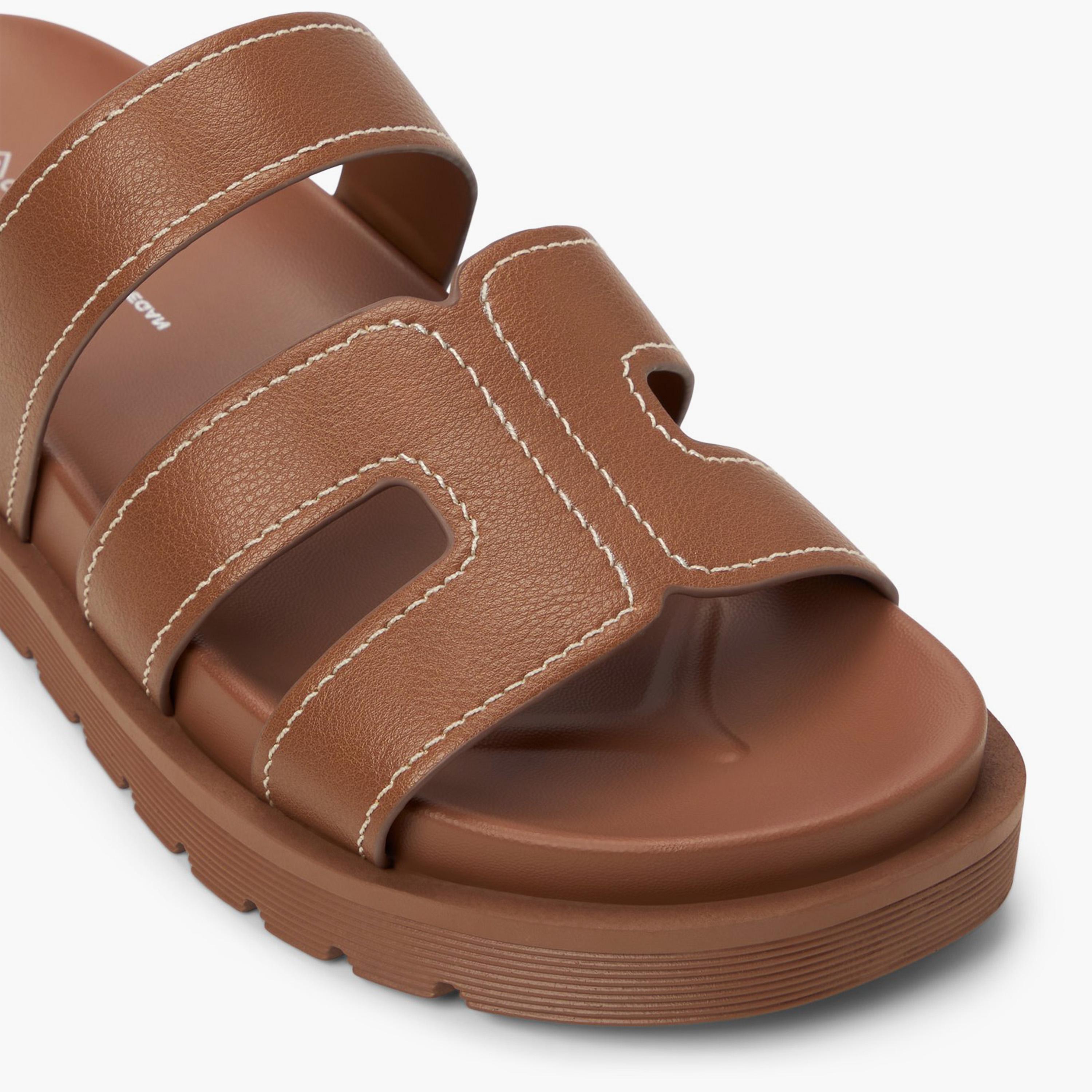 كول ات سبرينغ- صندل سهل الارتداء للنساء | 30CASABLANCAAA-women-shoes-sandals-flats-image-7