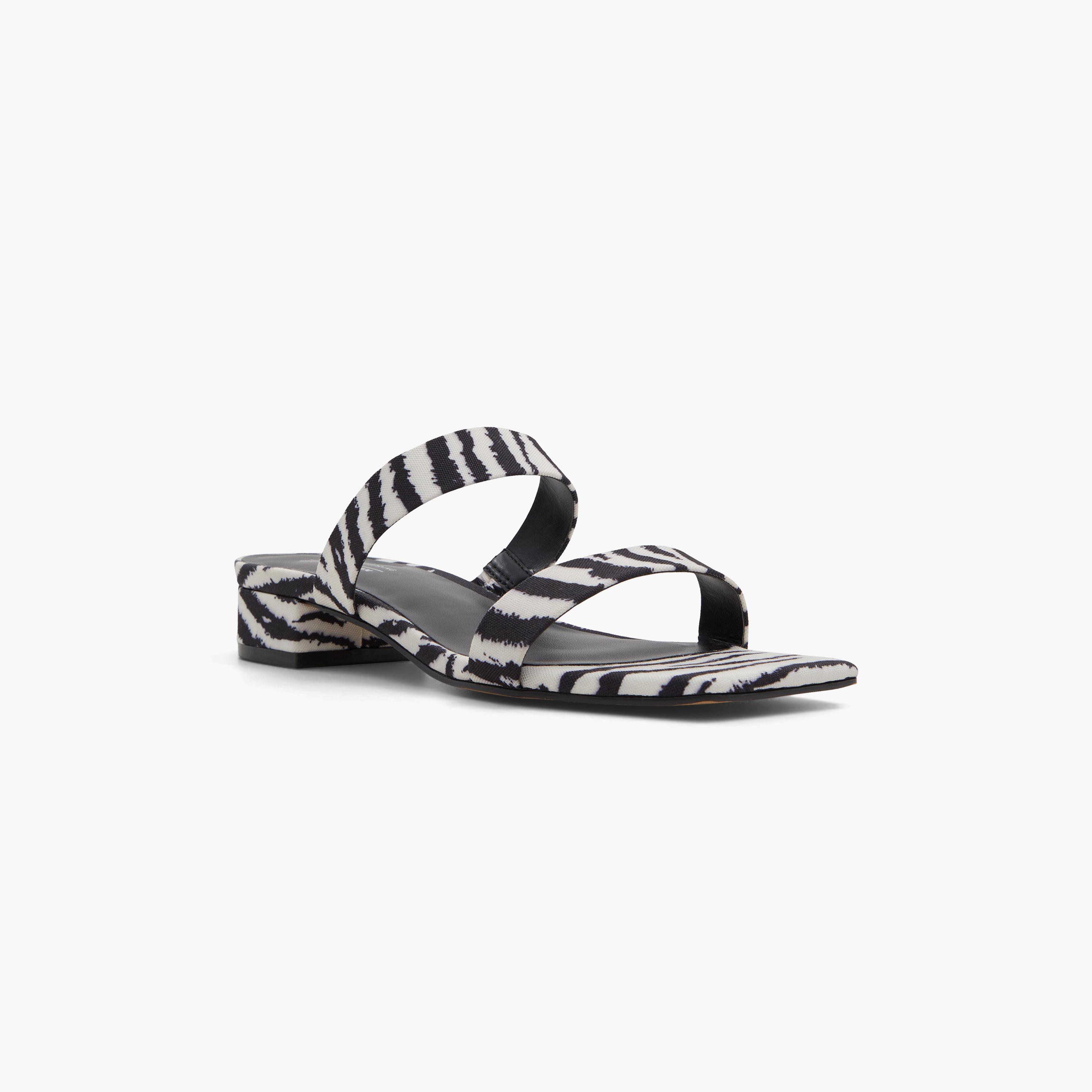 كول ات سبرينج شبشب سهل الارتداء مع الراينستون للنساء | 30CLARRA-women-shoes-sandals-flats-image-6