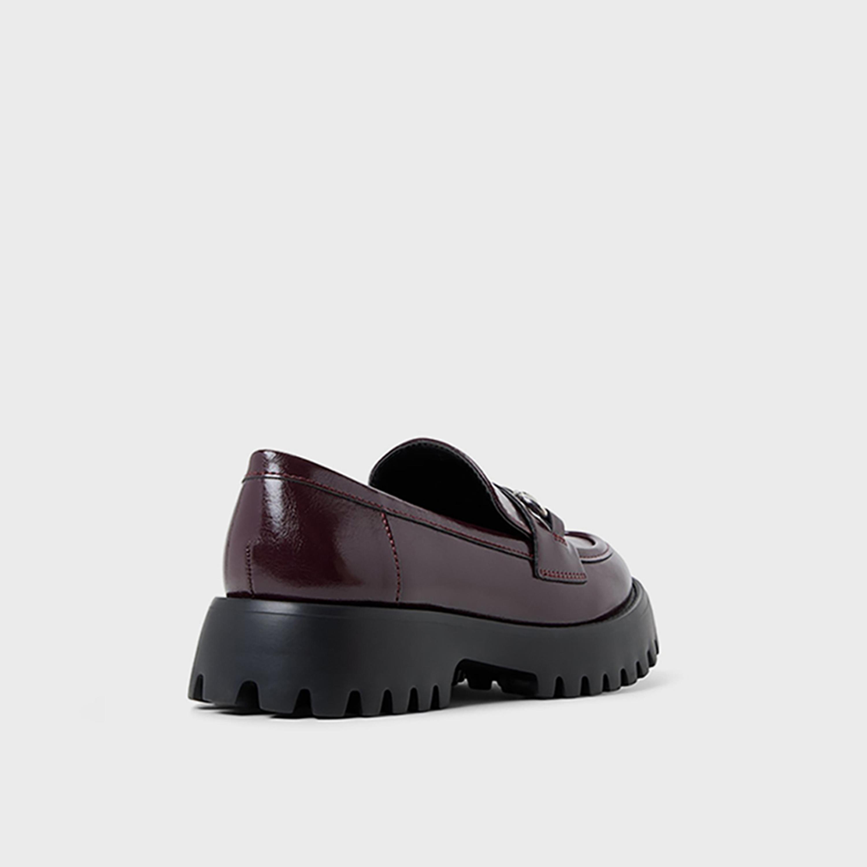 كول ات سبرينج- حذاء بدون كعب نسائي سهل الارتداء  | 30CLUELESSS-women-shoes-loafersandmoccasins-image-14