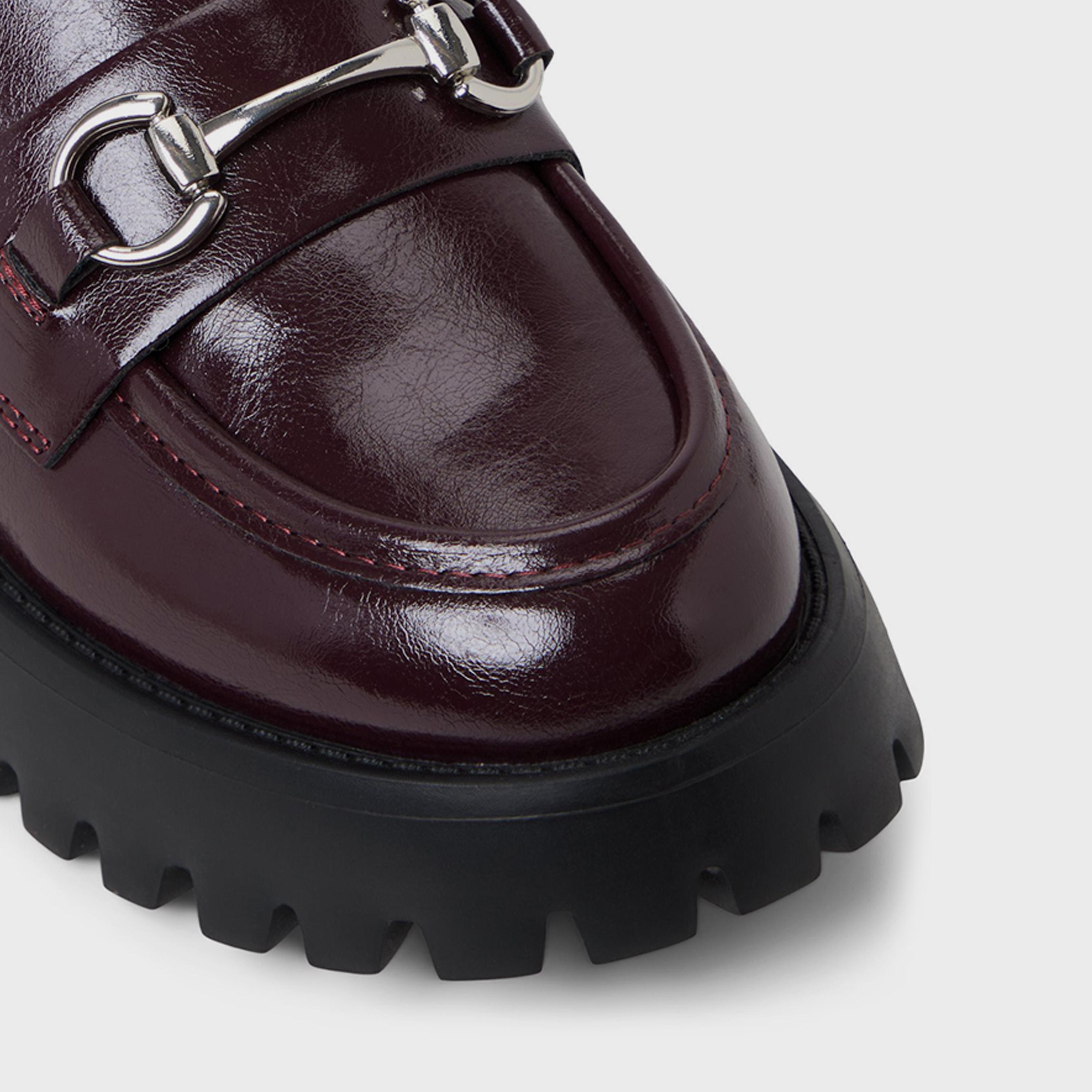 كول ات سبرينج- حذاء بدون كعب نسائي سهل الارتداء  | 30CLUELESSS-women-shoes-loafersandmoccasins-image-16