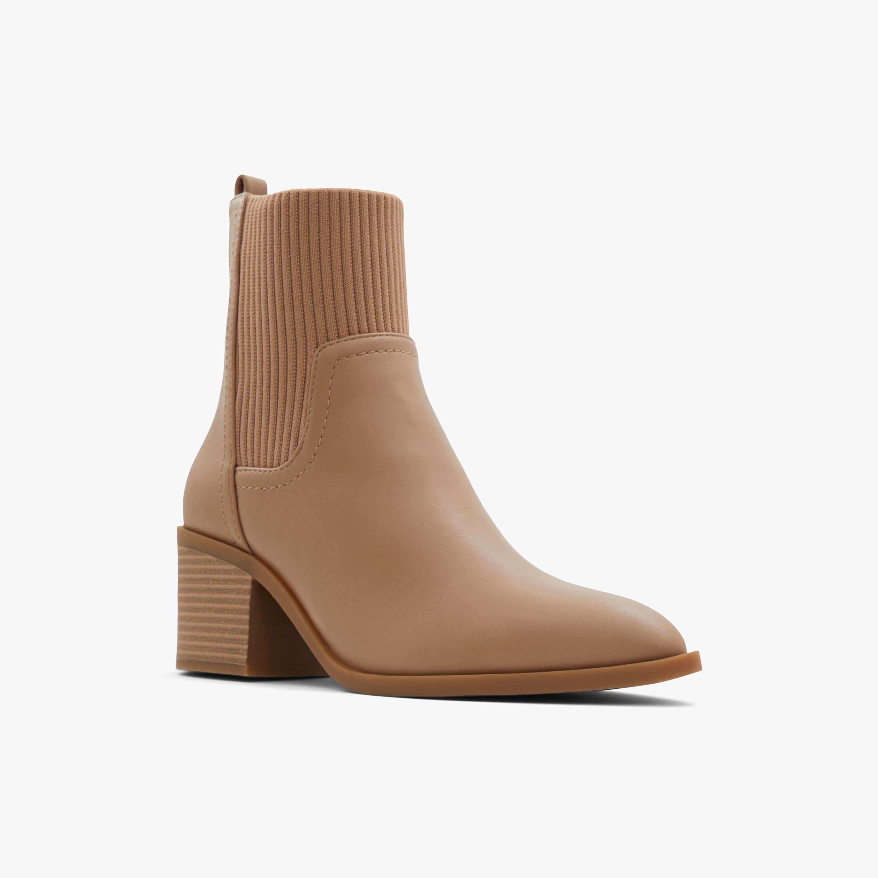 حذاء تشيلسي نسائي من كول ات سبرينج تشارليز بكعب منخفض ورقبة منخفضة-women-shoes-boots-image-6