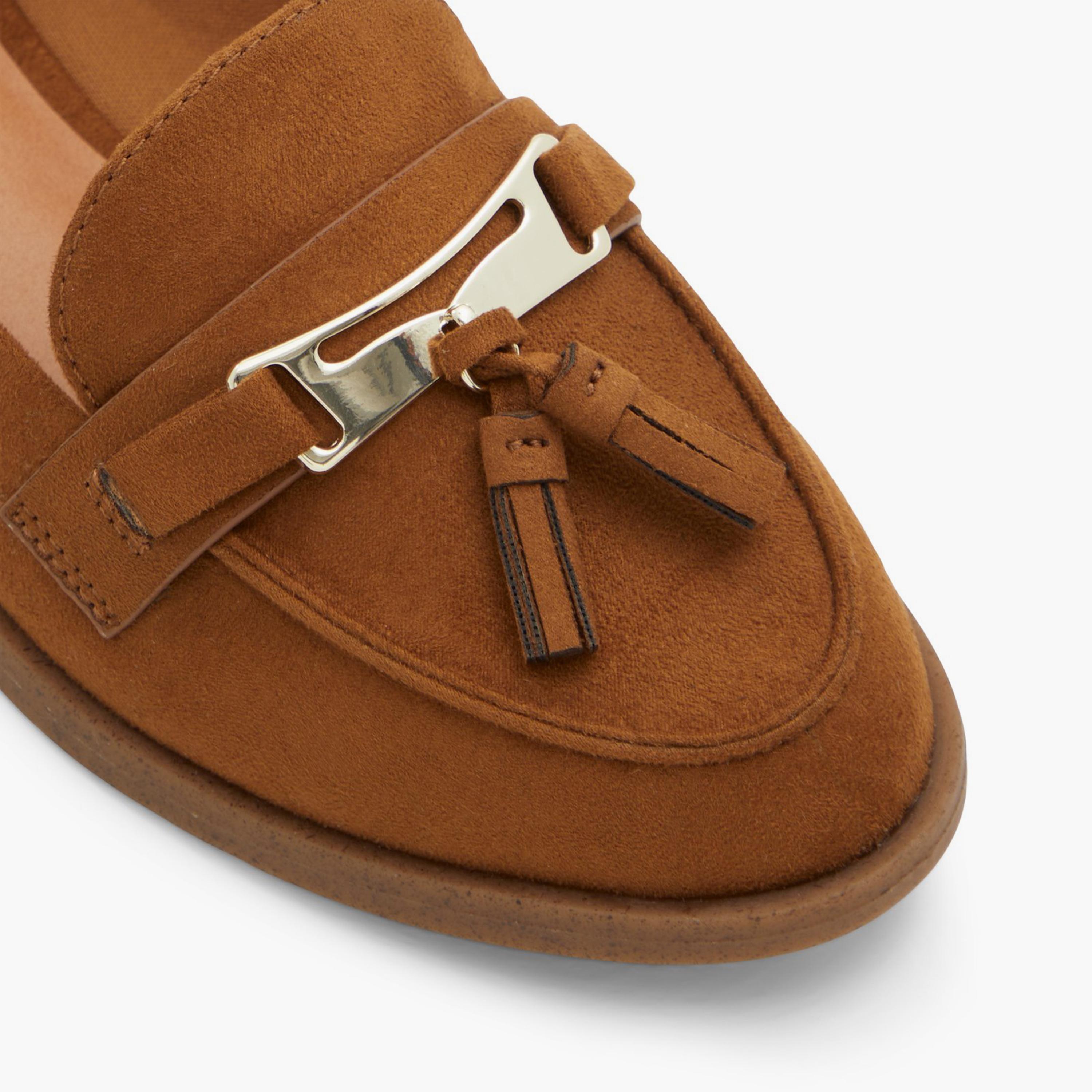 حذاء داندي بدون كعب للنساء من كول ات سبرينج داندي مع مزين بشرابات-women-shoes-loafersandmoccasins-image-14