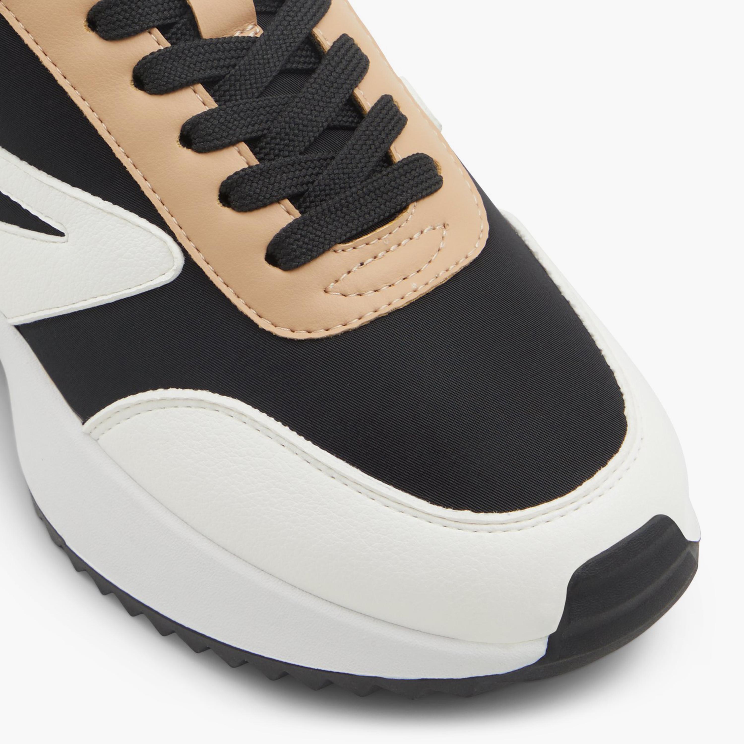 كول ات سبرينغ- حذاء داني للنساء بكعب عالٍ | 30DANIE-women-shoes-sneakers-image-11