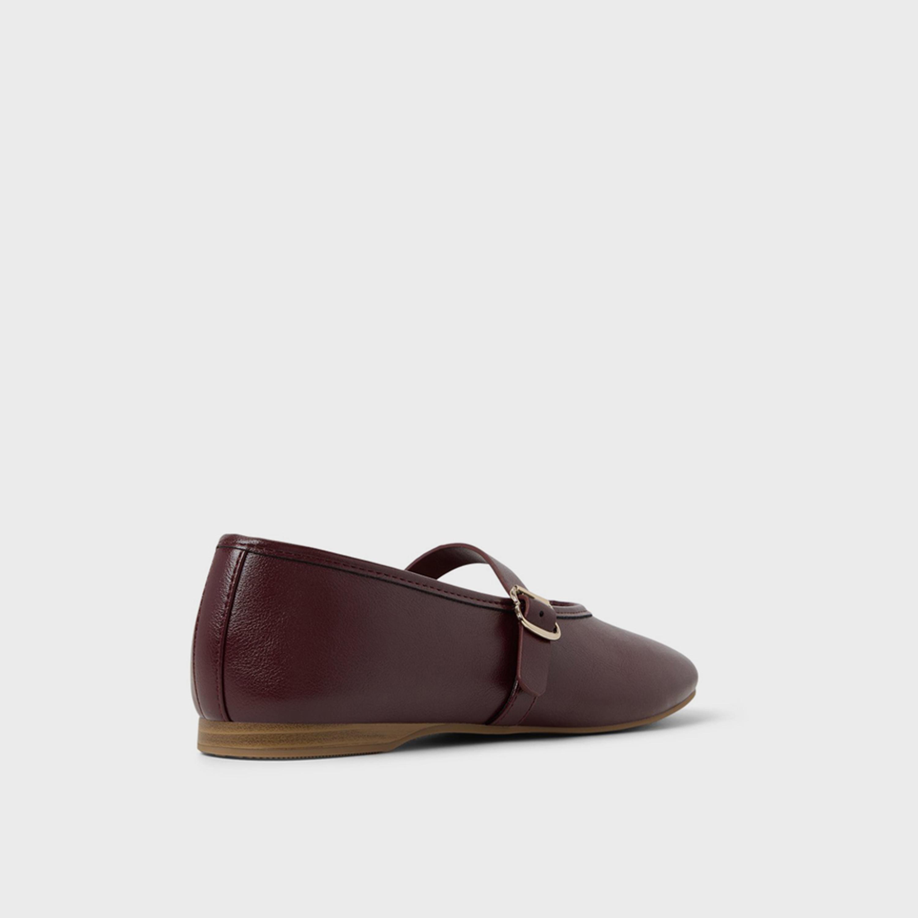 كول ات سبرينغ - حذاء ماري جين مسطح بإبزيم للنساء | 30ELYIAA-women-shoes-flats-ballerinas-image-2