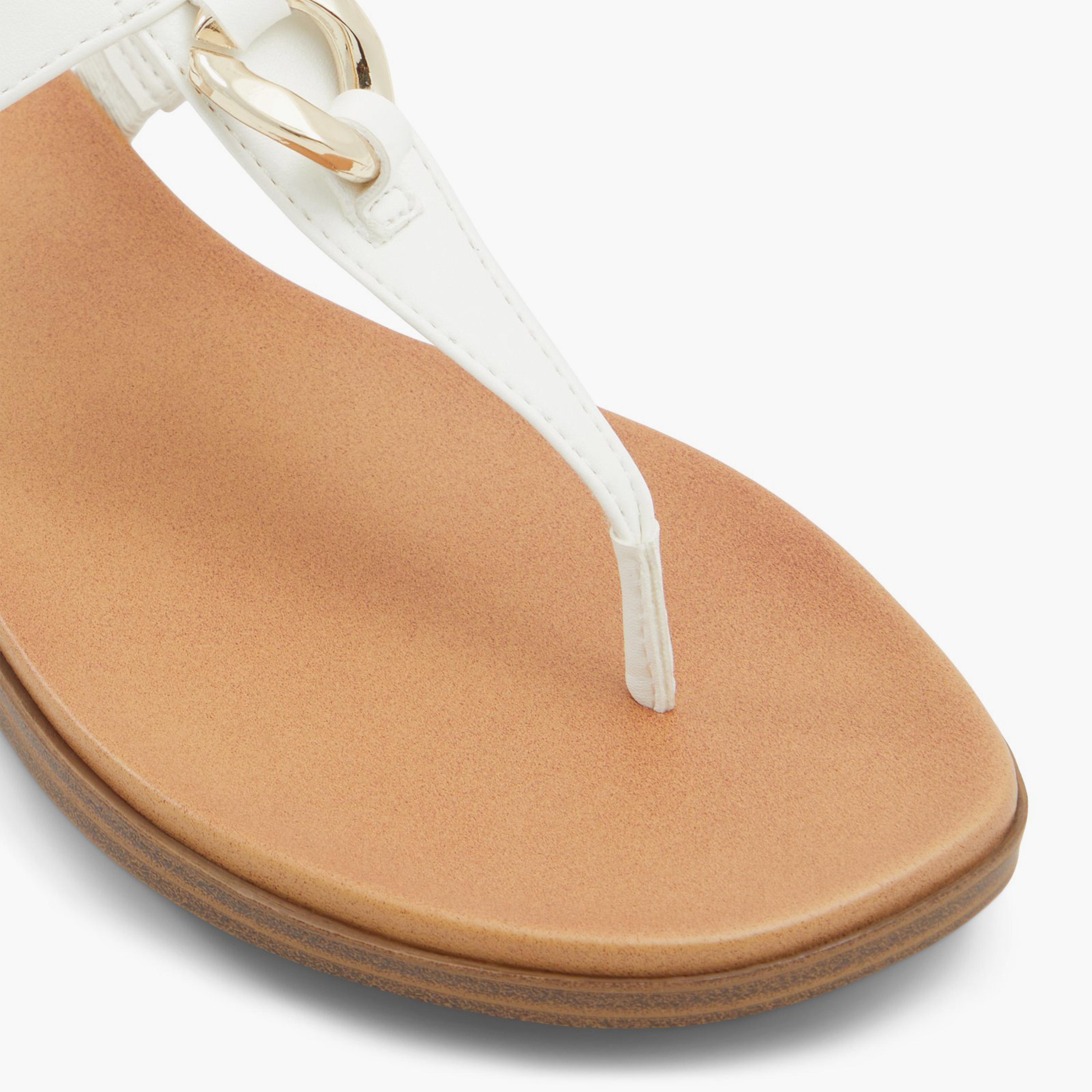كول ات سبرينج- صندل نسائي بإبزيم  | 30EMMALIINE-women-shoes-sandals-flats-image-3