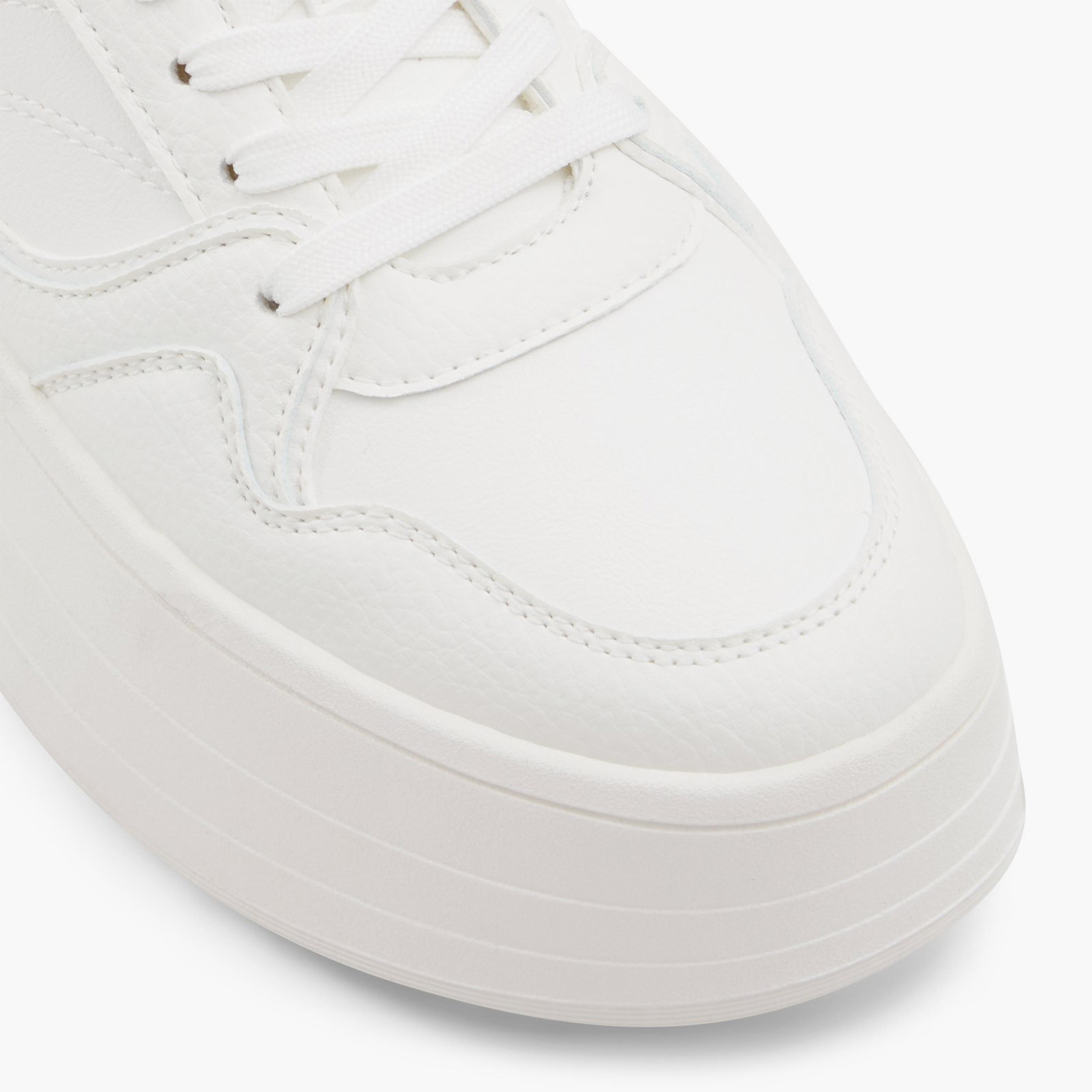 كول ات سبرينج- حذاء رياضي نسائي بأربطة كاحل منخفض  | 30EVIIE-women-shoes-sneakers-image-3