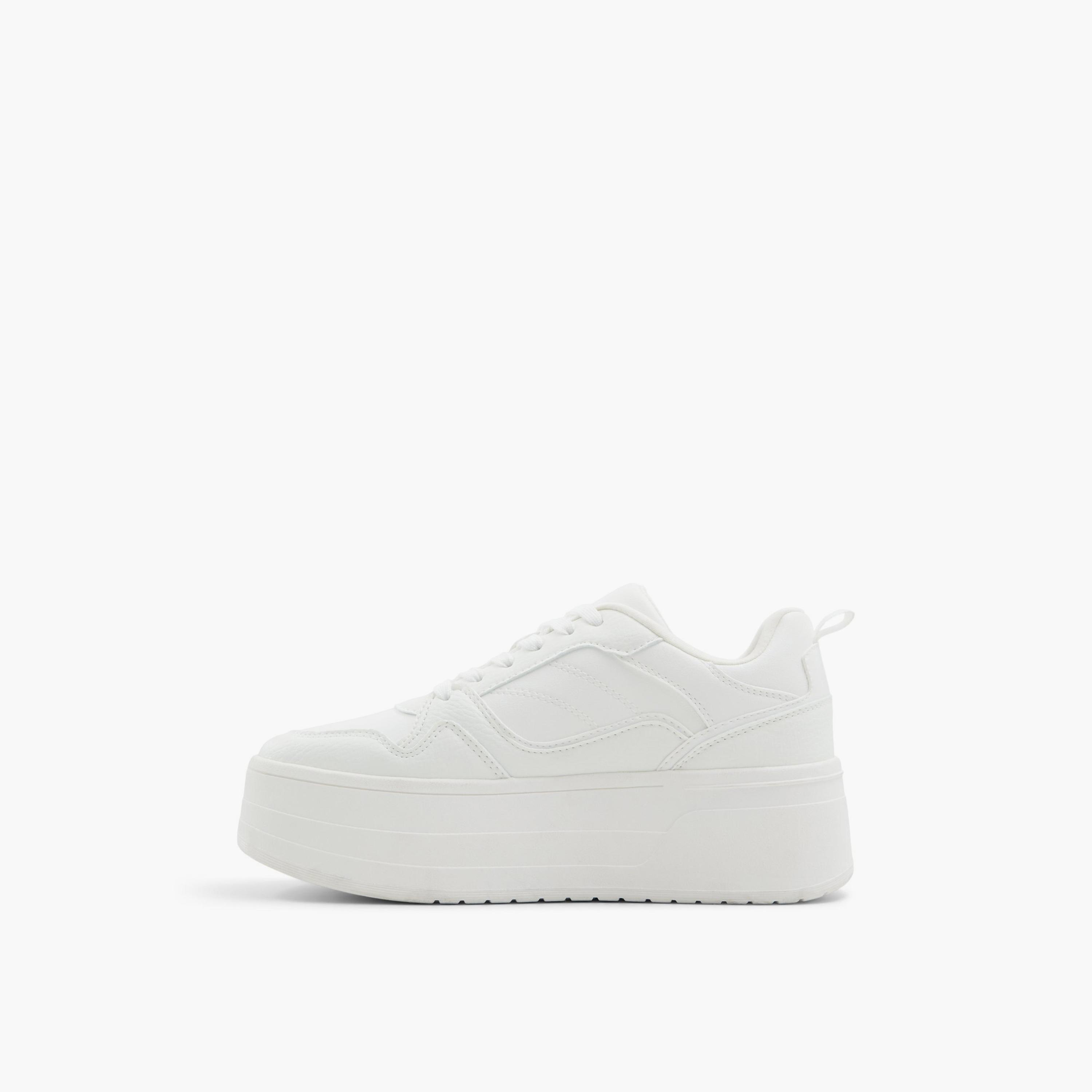 كول ات سبرينج- حذاء رياضي نسائي بأربطة كاحل منخفض  | 30EVIIE-women-shoes-sneakers-image-5