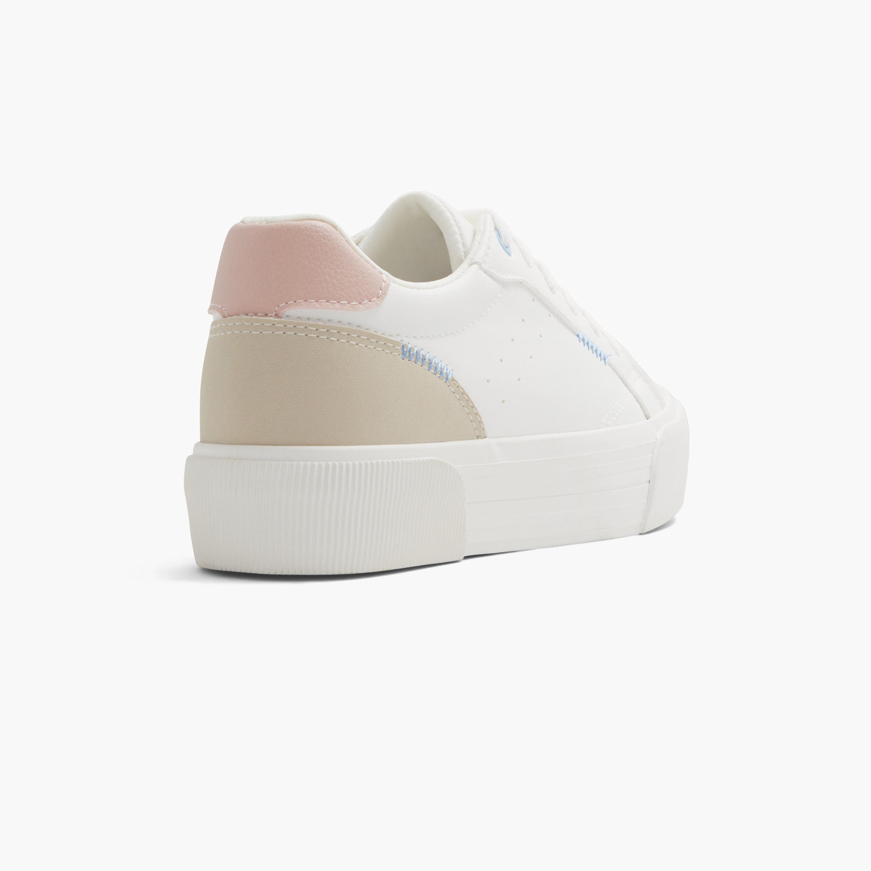 كول ات سبرينج حذاء رياضي نسائي بكاحل منخفض 30FEEONA-women-shoes-sneakers-image-22