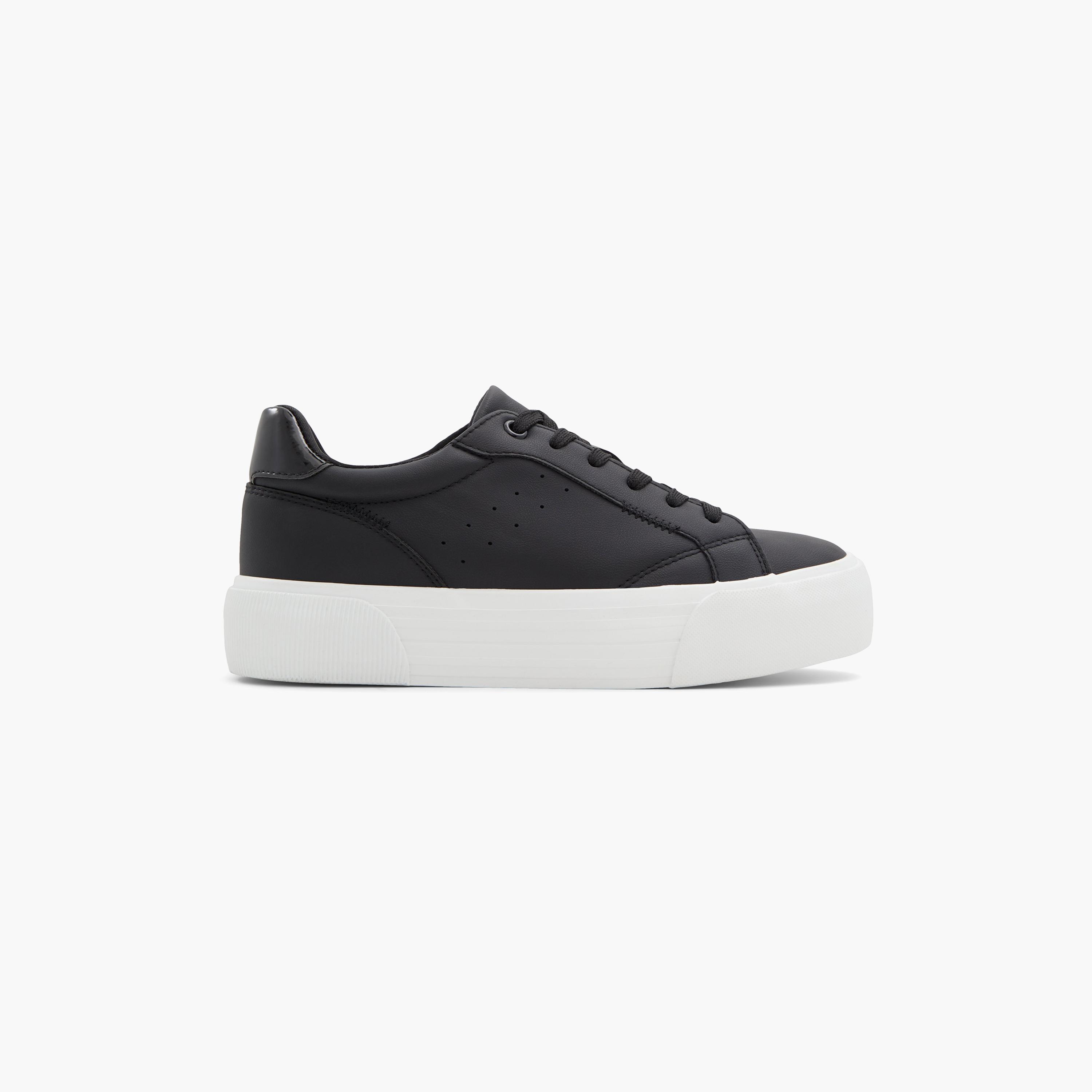 كول ات سبرينج حذاء رياضي نسائي بكاحل منخفض 30FEEONA-women-shoes-sneakers-image-2