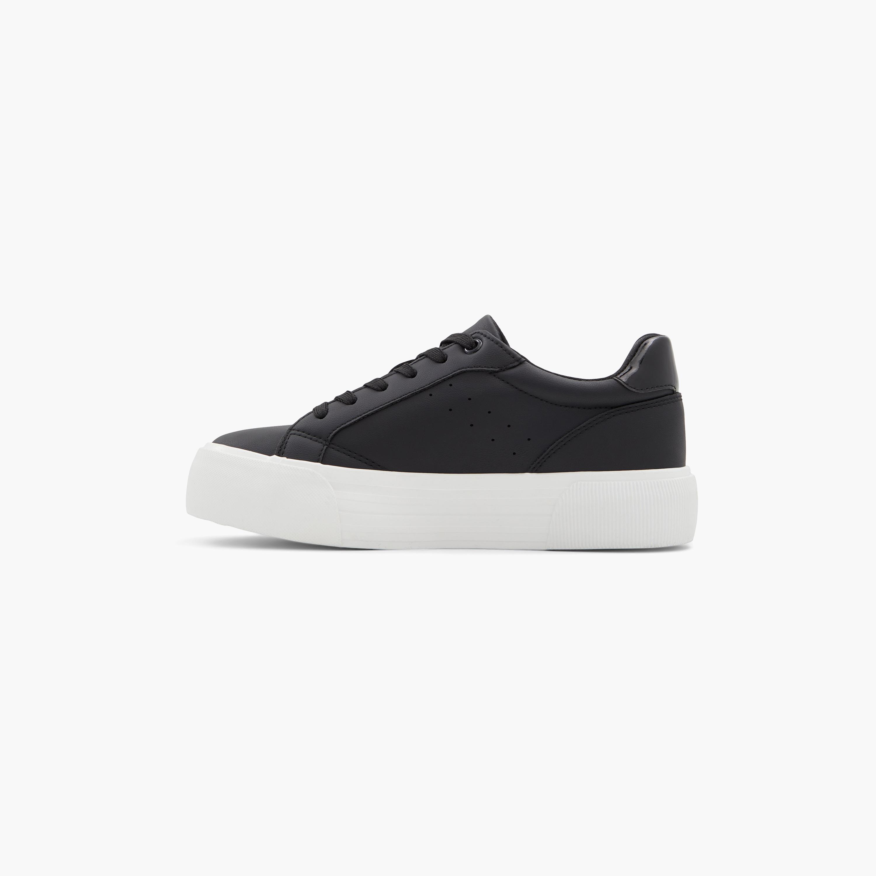 كول ات سبرينج حذاء رياضي نسائي بكاحل منخفض 30FEEONA-women-shoes-sneakers-image-3