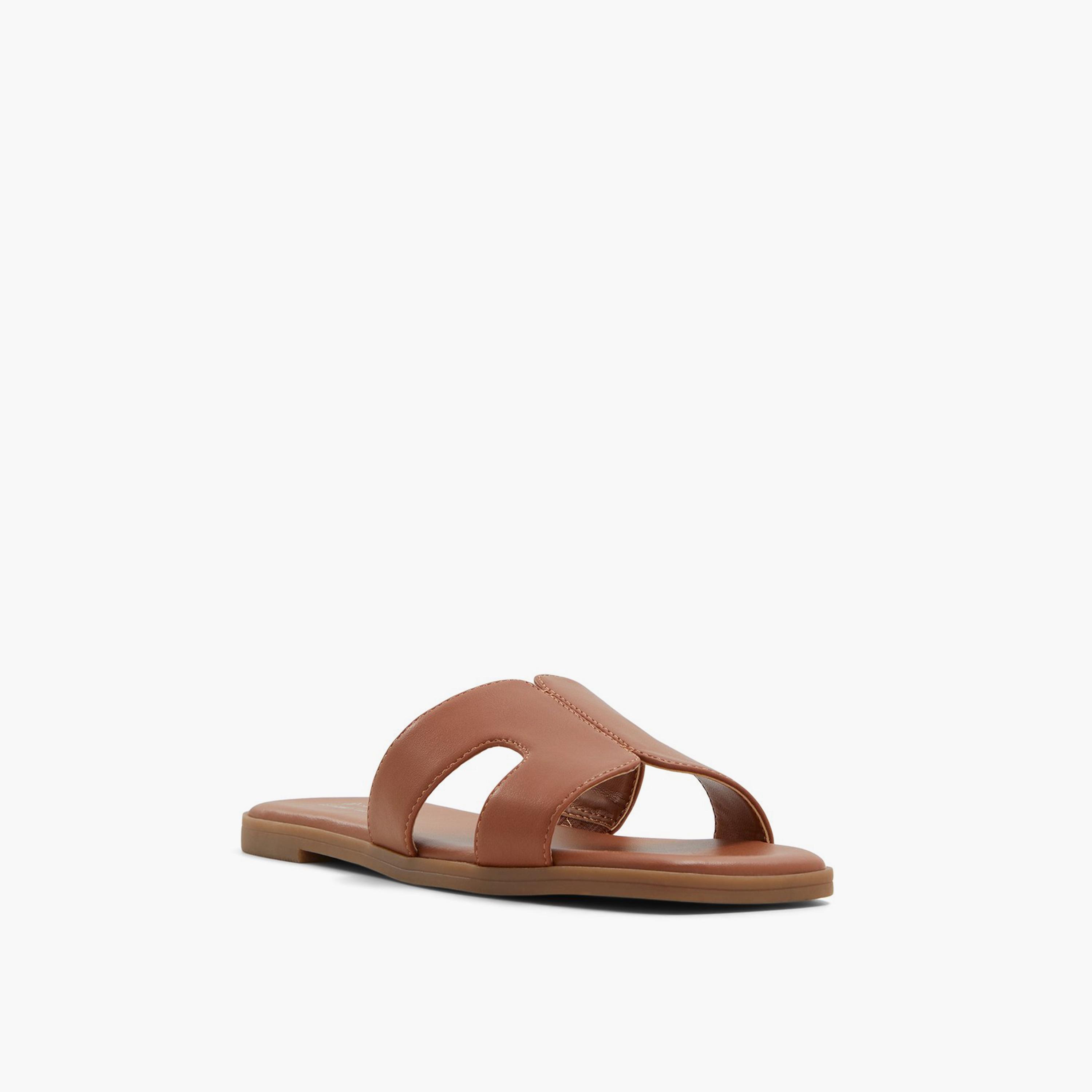 كول ات سبرينج- صندل نسائي سهل الارتداء  | 30HAYLEE-women-shoes-sandals-flats-image-28