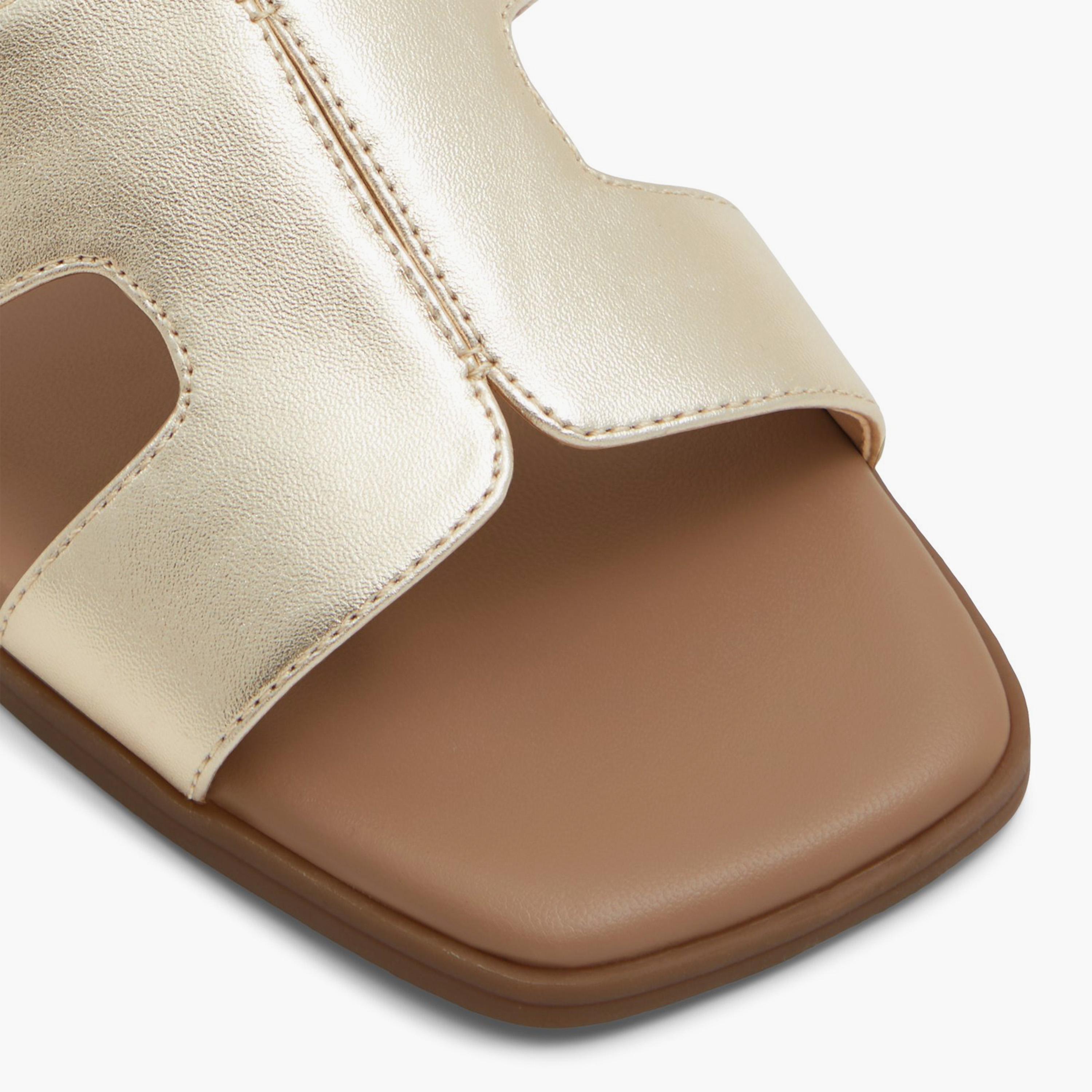كول ات سبرينج- صندل نسائي سهل الارتداء  | 30HAYLEE-women-shoes-sandals-flats-image-24