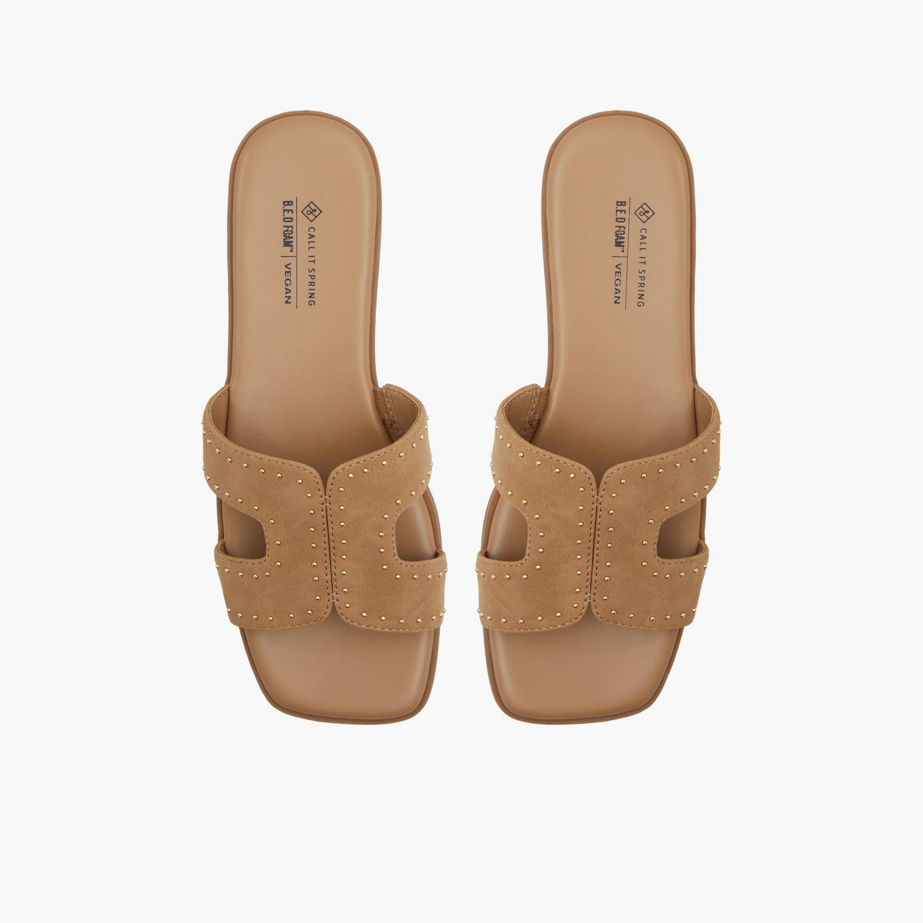 كول ات سبرينج- صندل نسائي سهل الارتداء  | 30HAYLEE-women-shoes-sandals-flats-image-8