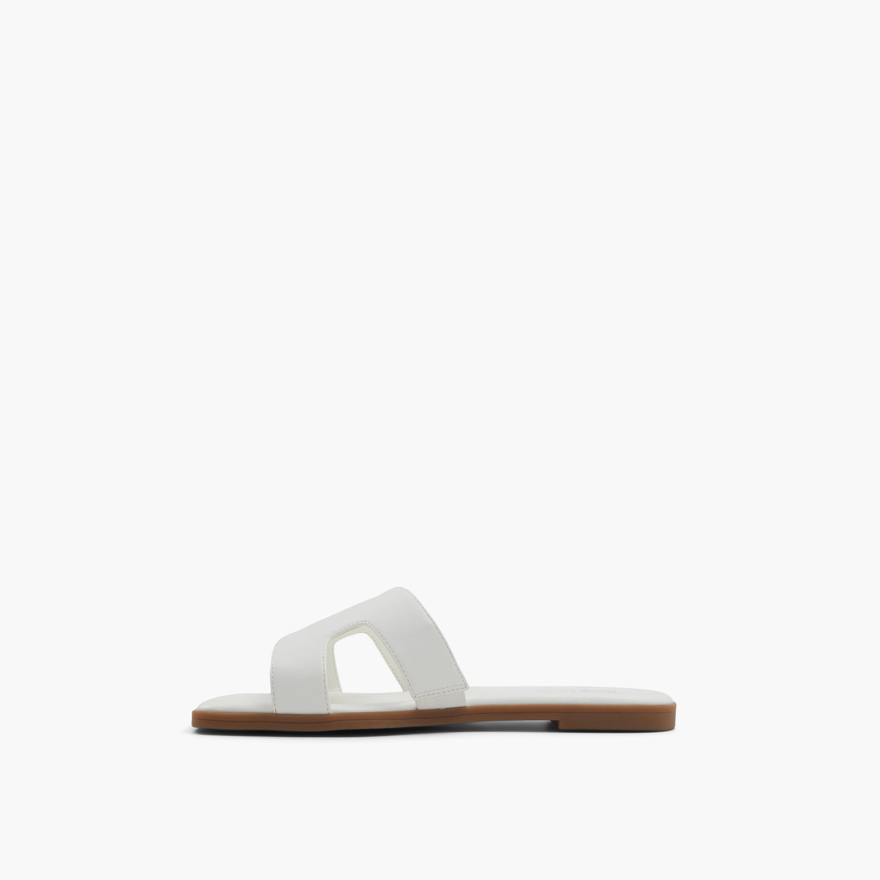 كول ات سبرينج- صندل نسائي سهل الارتداء  | 30HAYLEE-women-shoes-sandals-flats-image-16