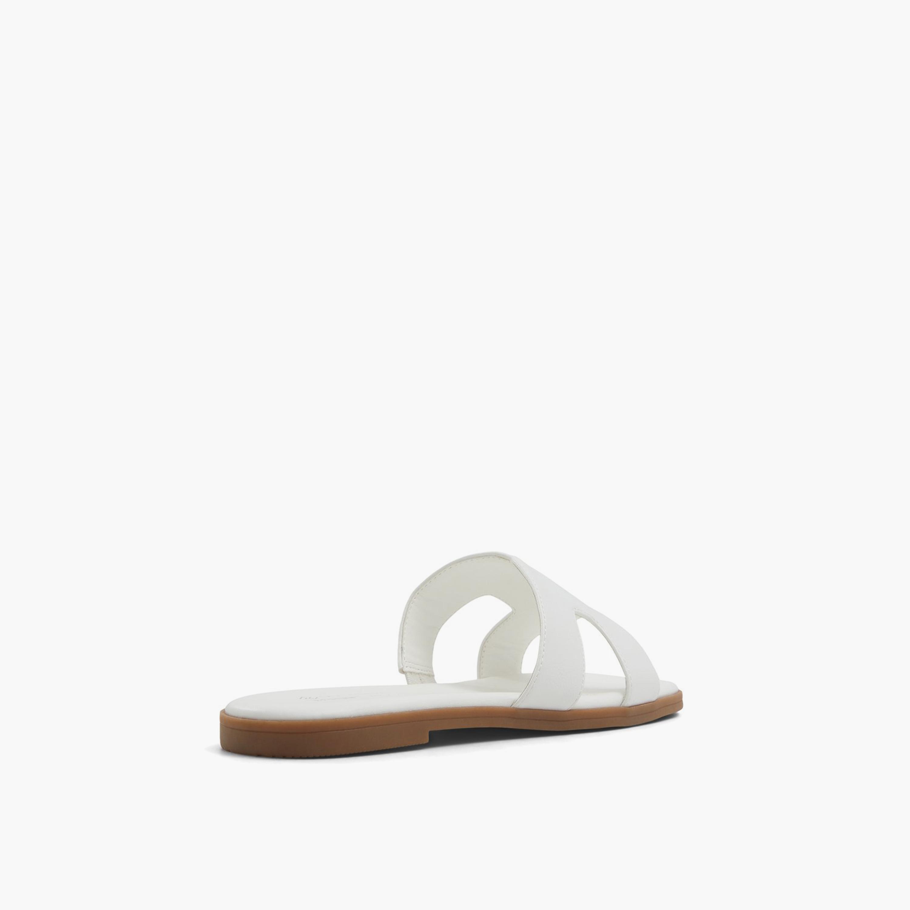 كول ات سبرينج- صندل نسائي سهل الارتداء  | 30HAYLEE-women-shoes-sandals-flats-image-17