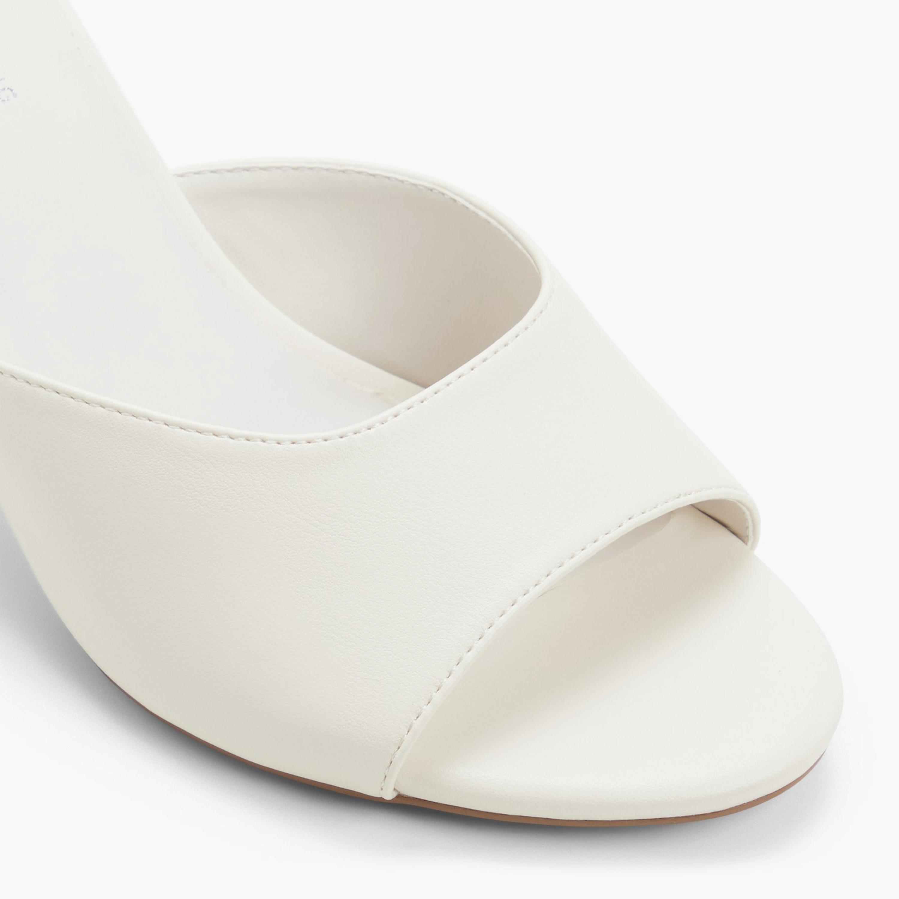 كول ات سبرينغ- حذاء بكعب ستيليتو سهل الارتداء للنساء | 30ISOLAA-women-shoes-heels-image-7