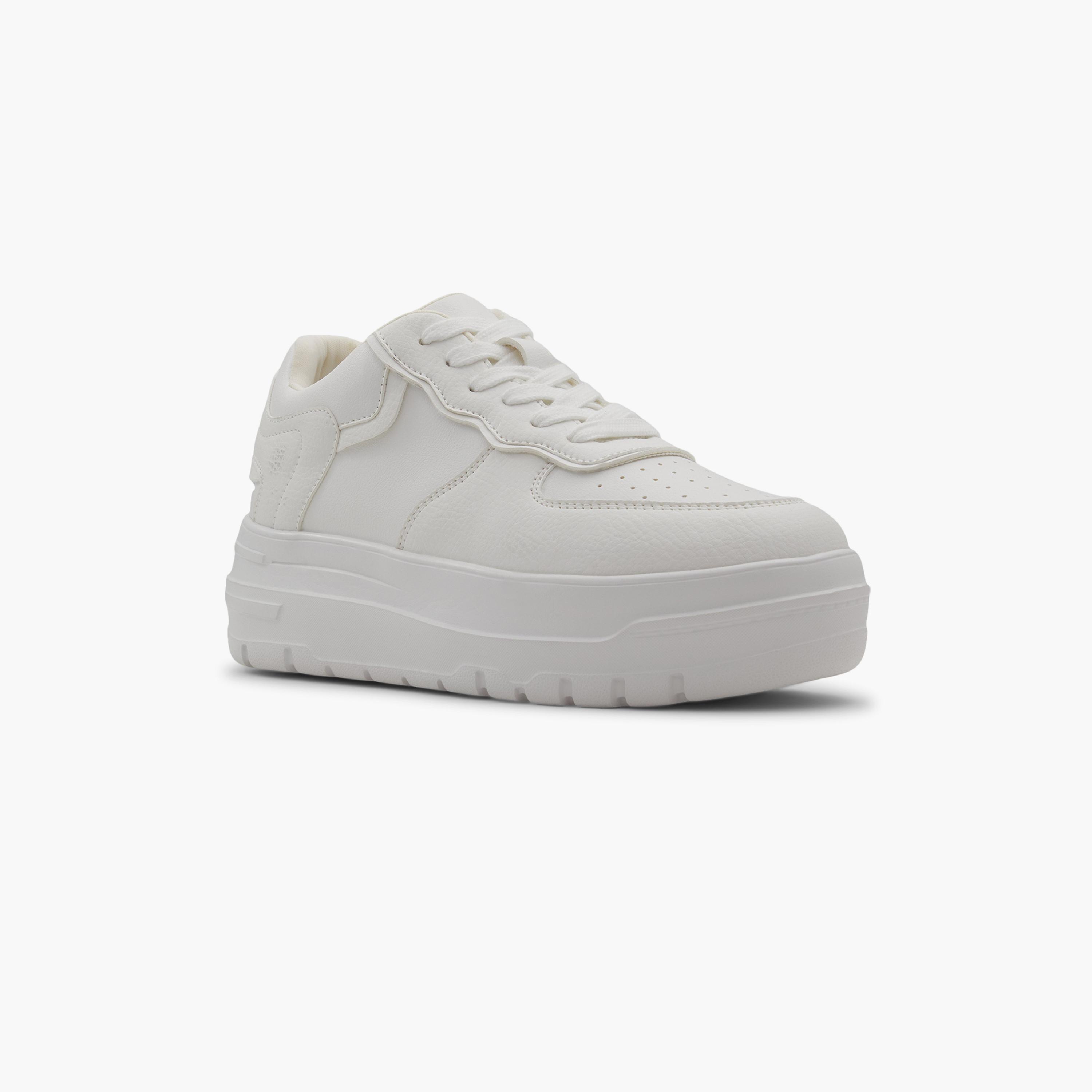 كول ات سبرينج حذاء رياضي نسائي بكاحل متوسط 30IVEY-women-shoes-sneakers-image-1