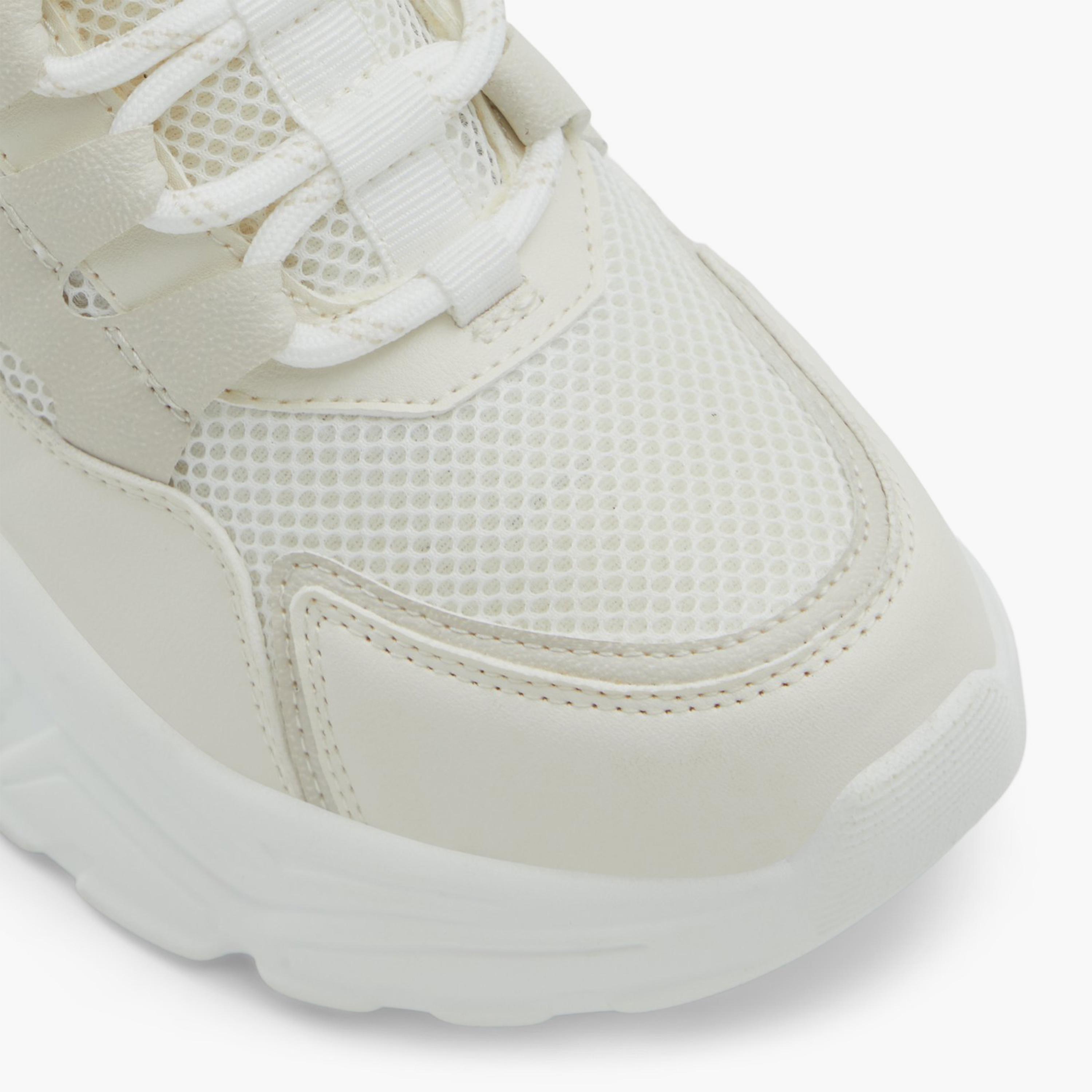 كول ات سبرينج حذاء رياضي نسائي بكاحل متوسط 30JENNAA-women-shoes-sneakers-image-30