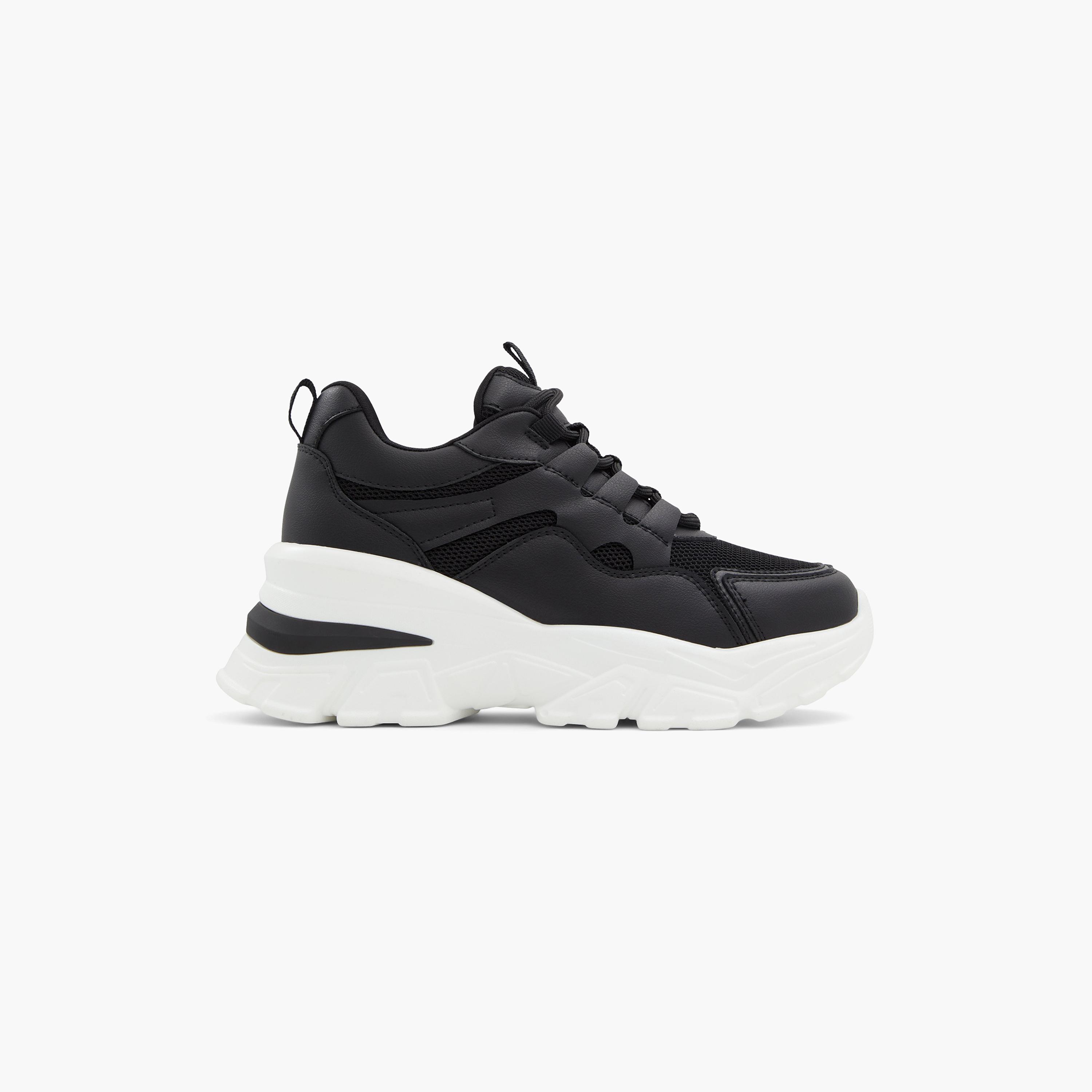 كول ات سبرينج حذاء رياضي نسائي بكاحل متوسط 30JENNAA-women-shoes-sneakers-image-2