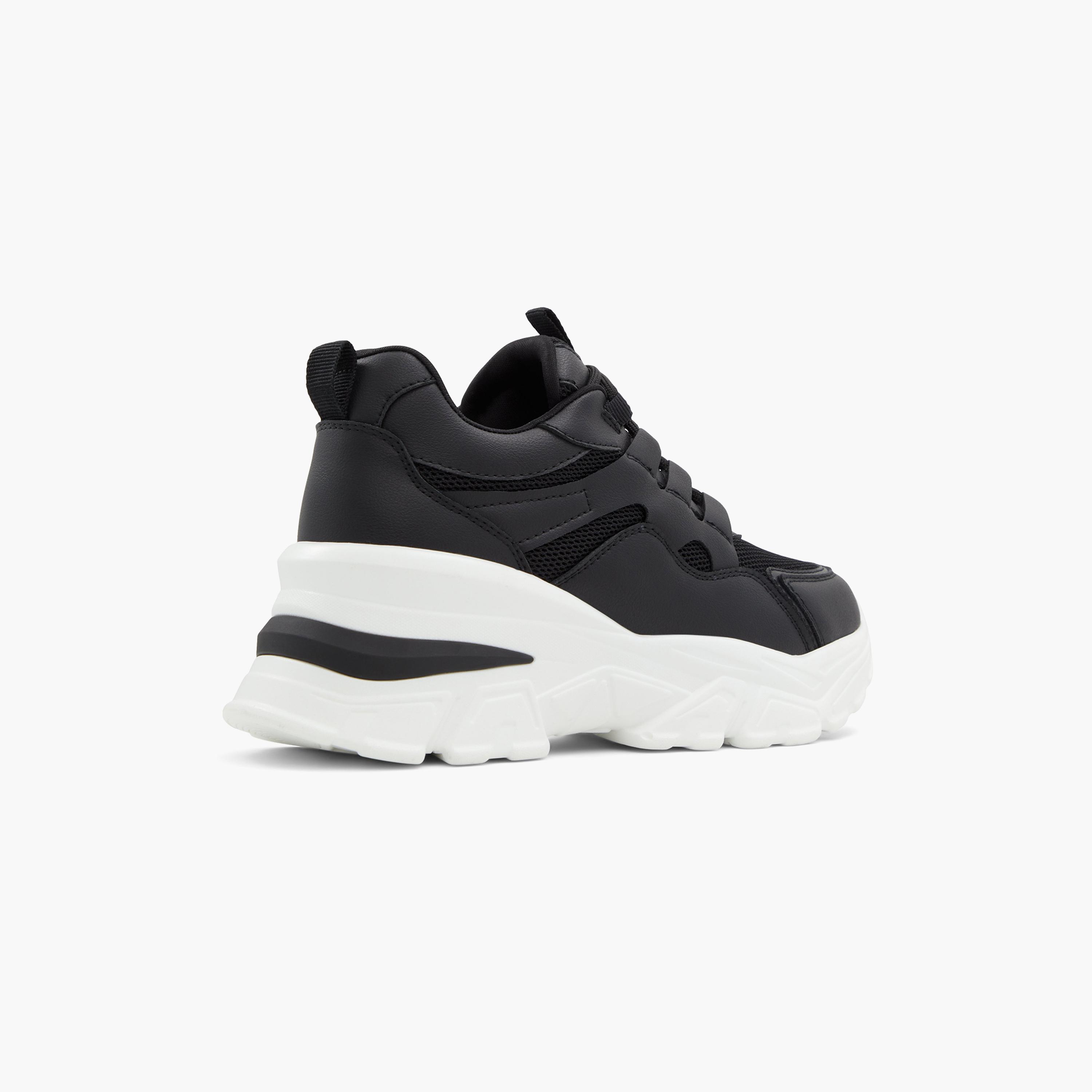 كول ات سبرينج حذاء رياضي نسائي بكاحل متوسط 30JENNAA-women-shoes-sneakers-image-4
