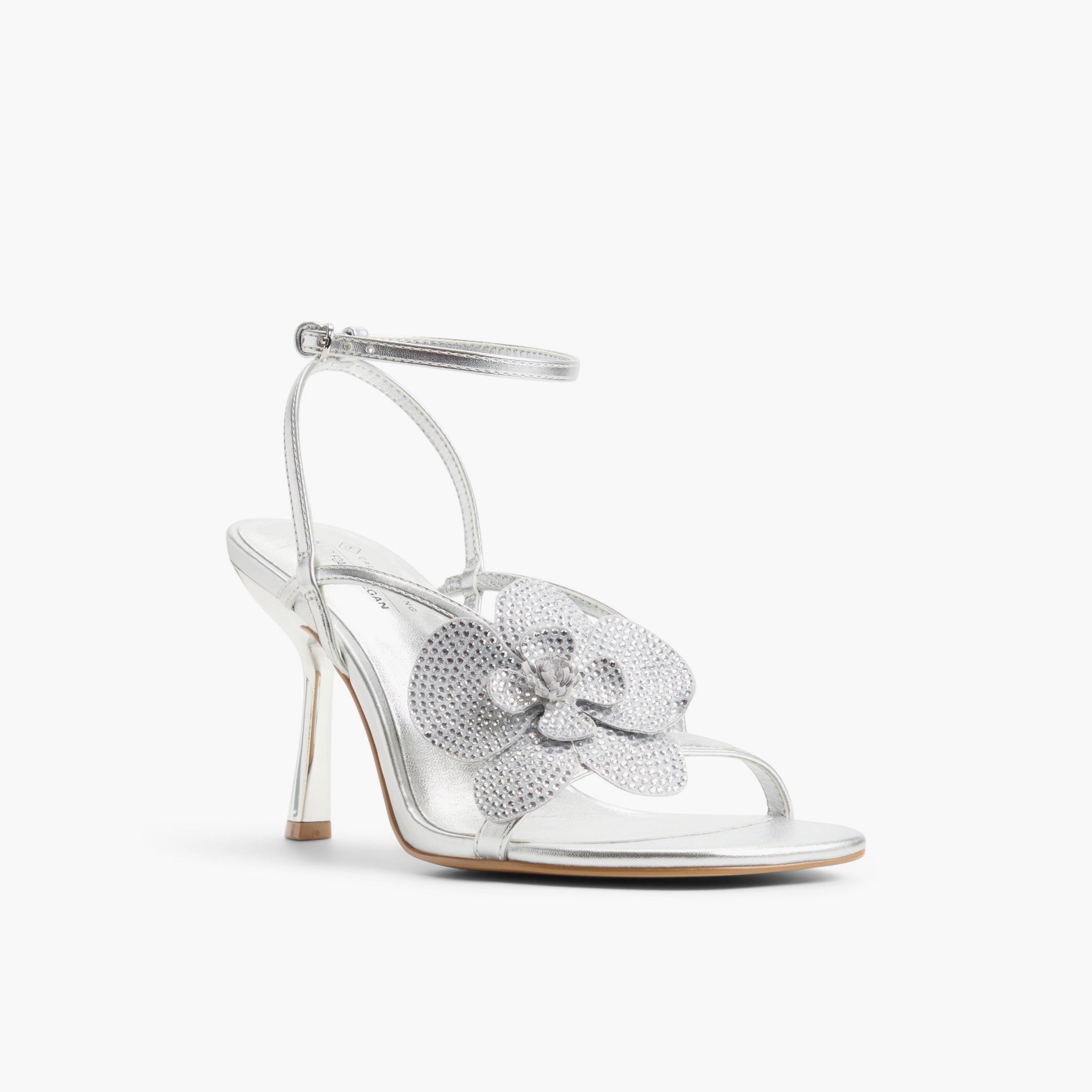 كول ات سبرينغ - حذاء كاليا نسائي بكعب عالٍ رفيع مزود بإبزيم | 30KALYAA-women-shoes-heels-image-1