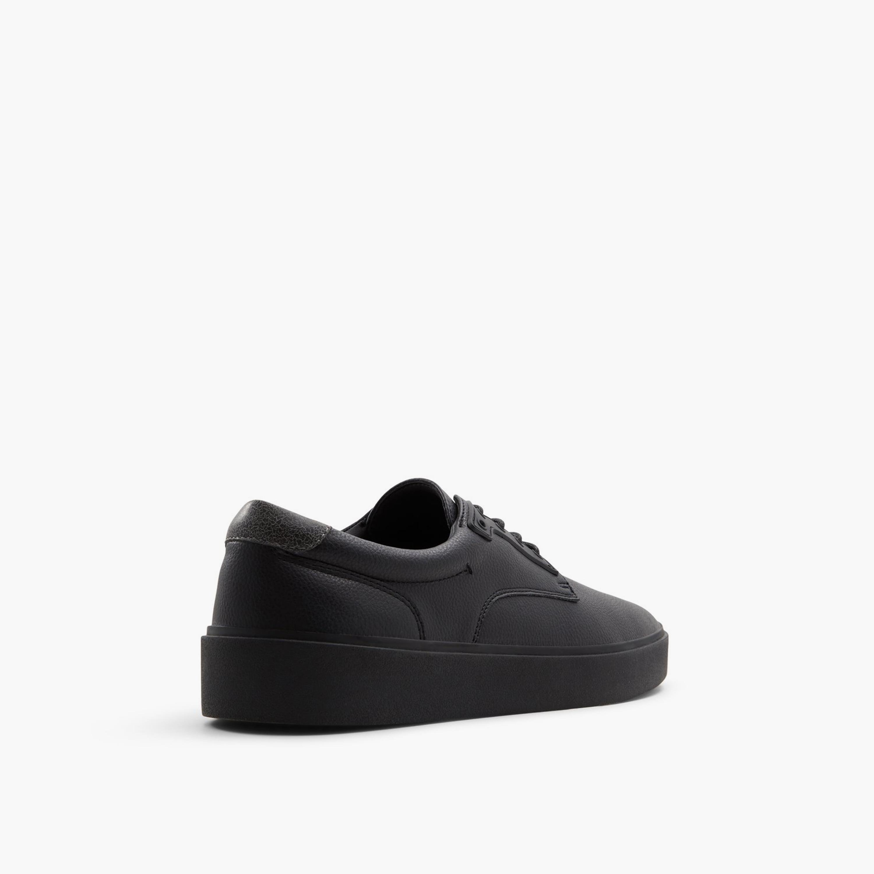 كول ات سبرينغ- حذاء ديربي كيلاوي للرجال | 30KELLAWAY-men-shoes-loafersandmoccasins-image-8