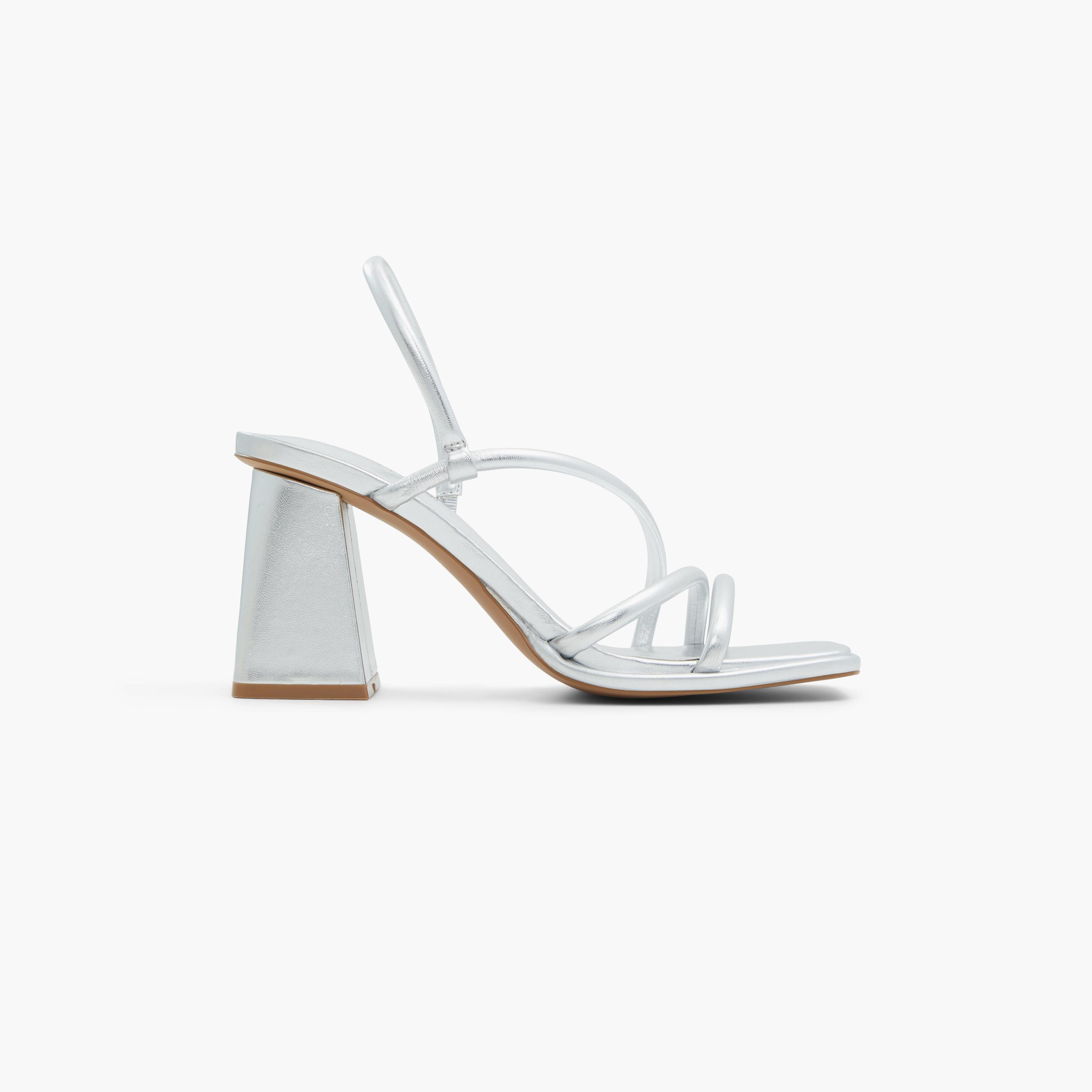 كول ات سبرينج صندل كعب مربع بحزام للنساء | 30LUXE-women-shoes-heels-image-8
