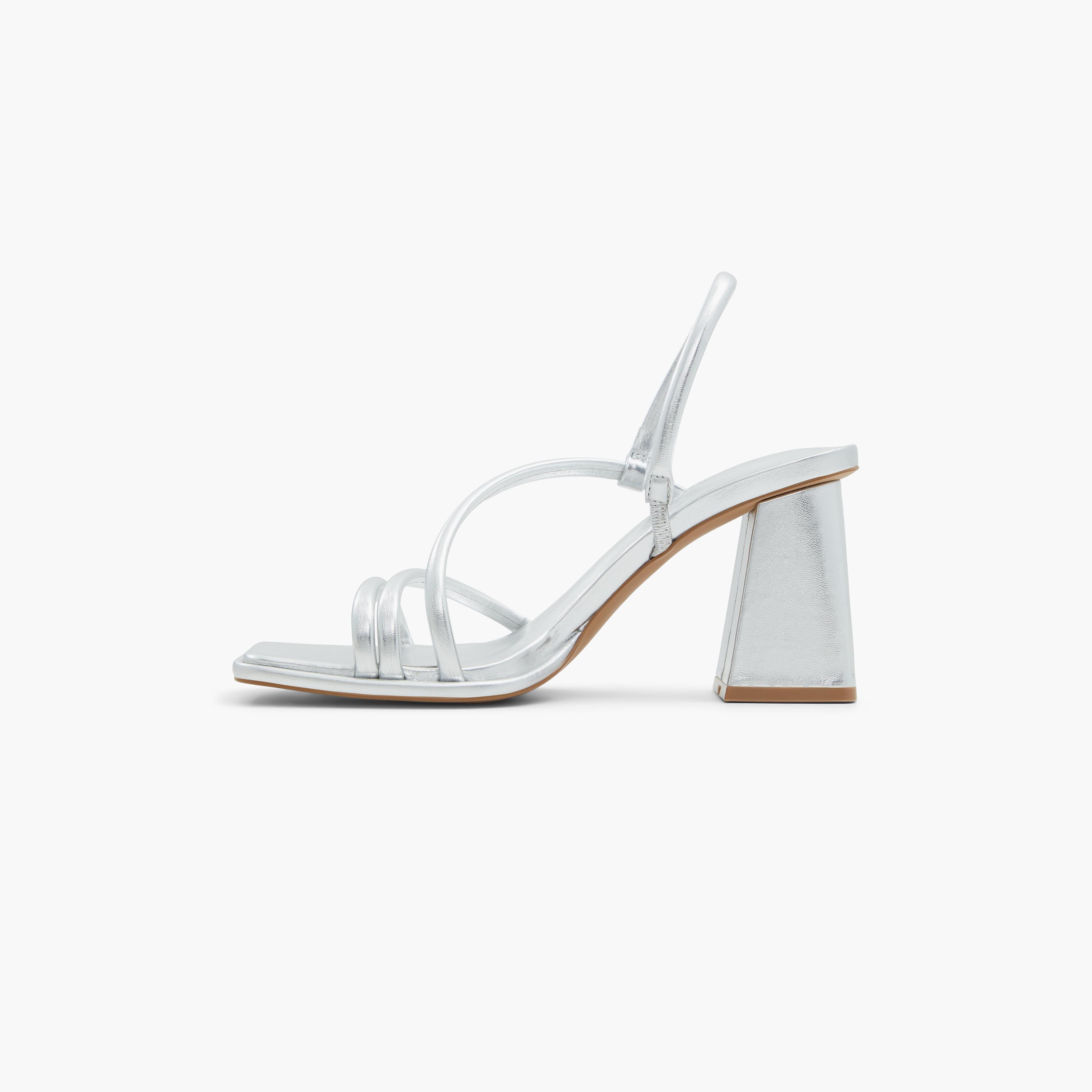 كول ات سبرينج صندل كعب مربع بحزام للنساء | 30LUXE-women-shoes-heels-image-9