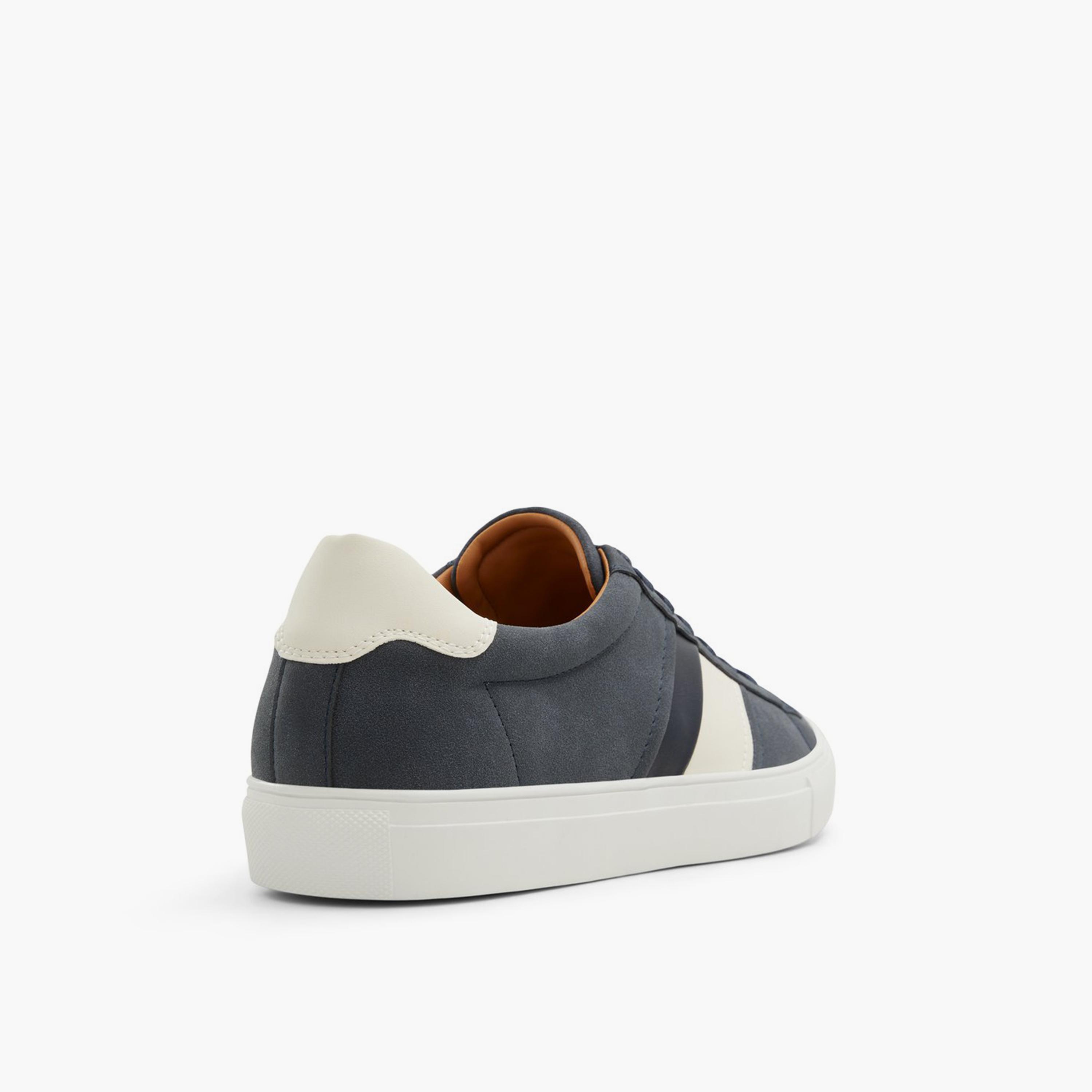 حذاء بدون كعب بمقدمة مستديرة للرجال مع مزود بإبزيم من ألدو إيفوك-men-shoes-loafersandmoccasins-image-2
